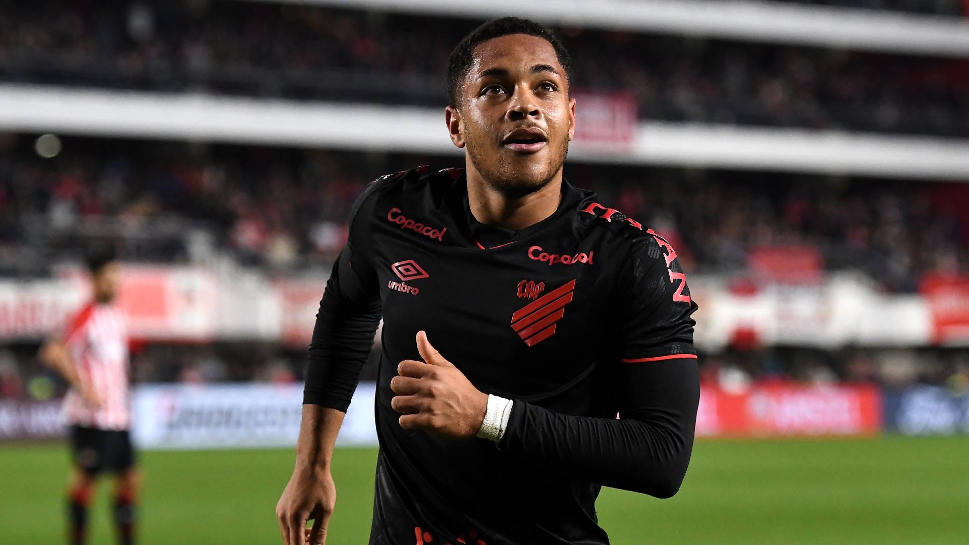 Barcelona pondering €45 million offer