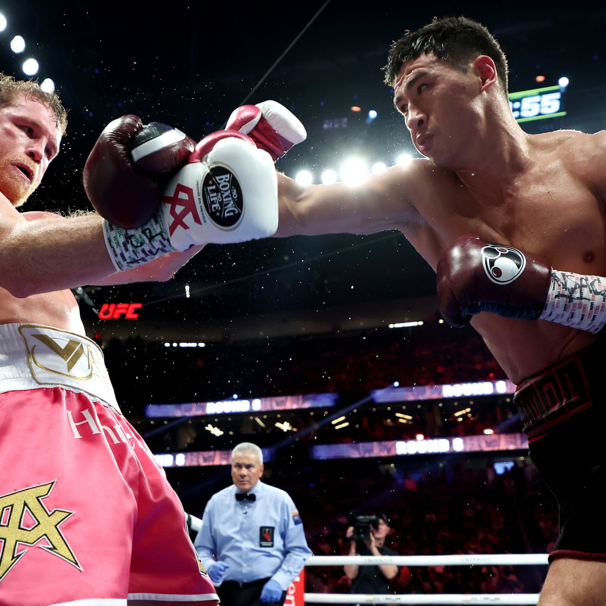 Dmitry Bivol defeats Canelo Álvarez