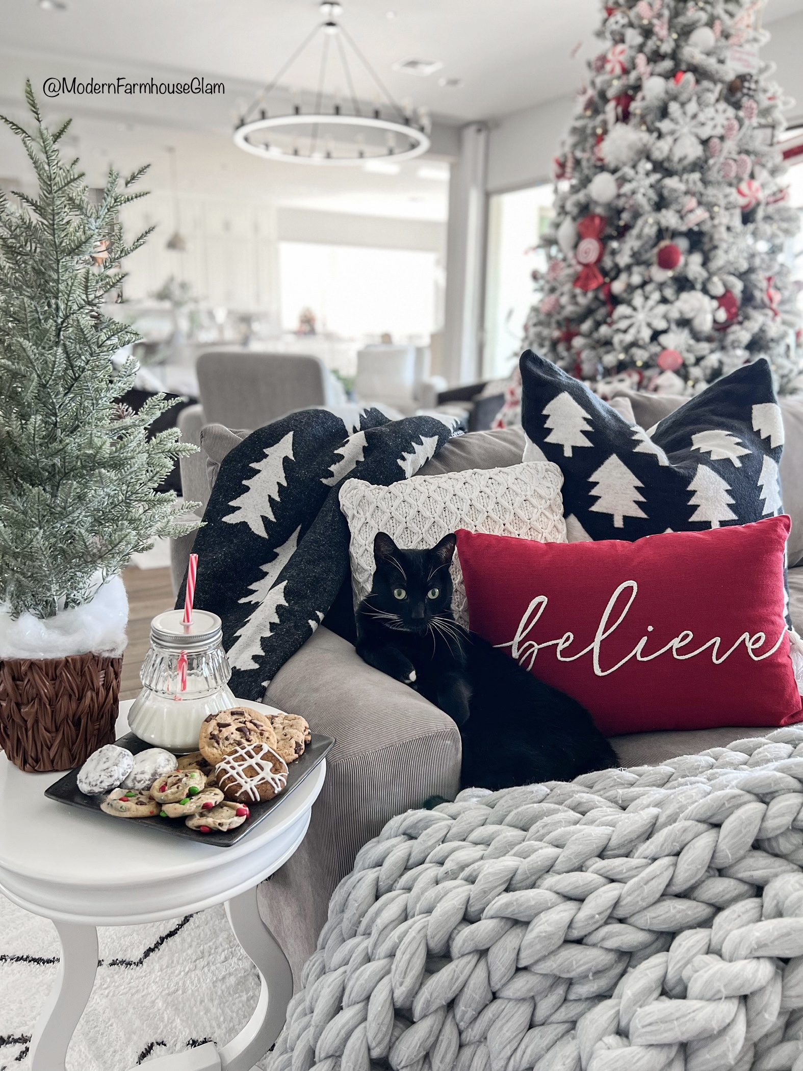 Cozy Winter Holiday Home Decor Accents