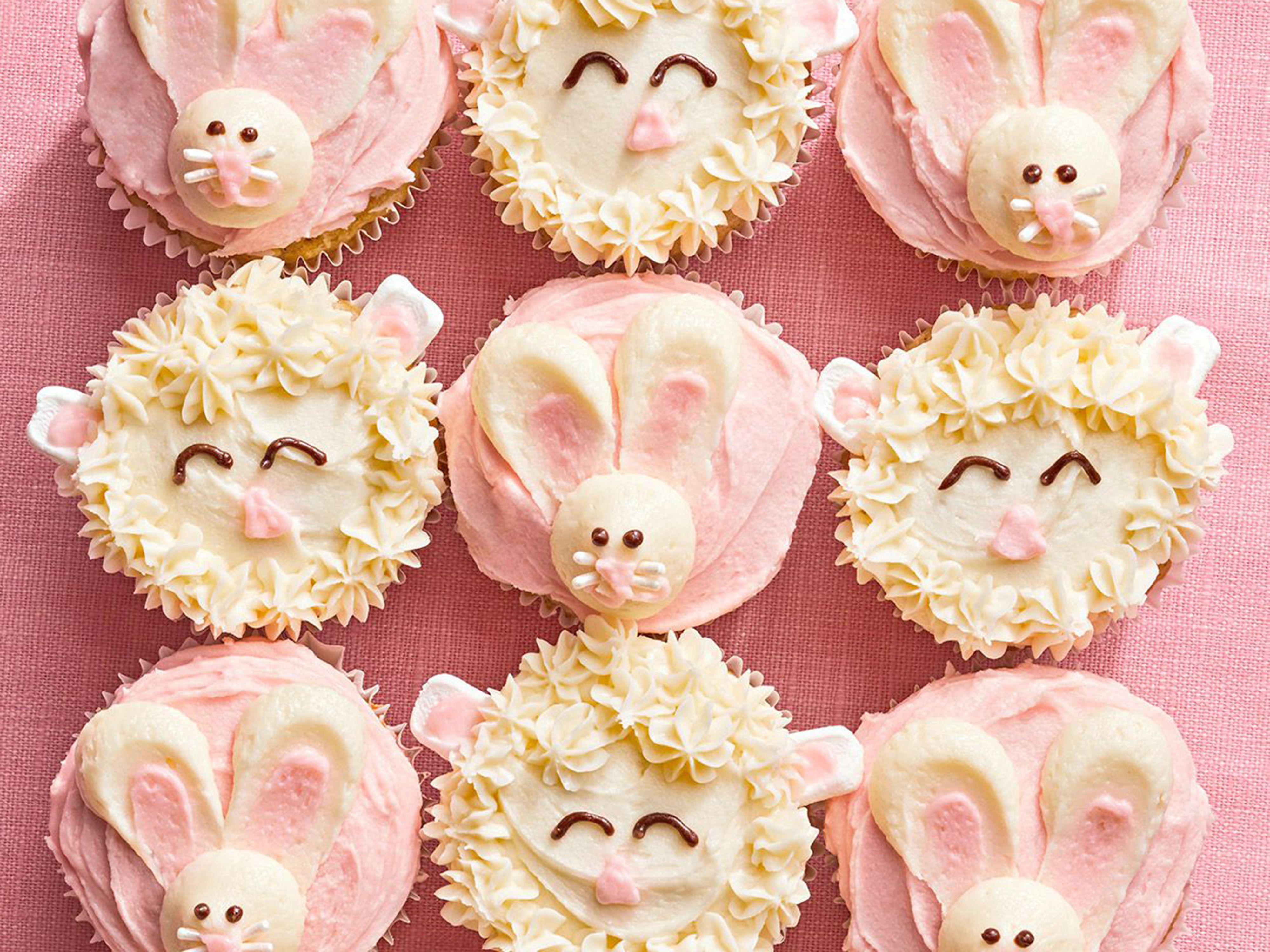 How to Bring The Coquette Aesthetic to