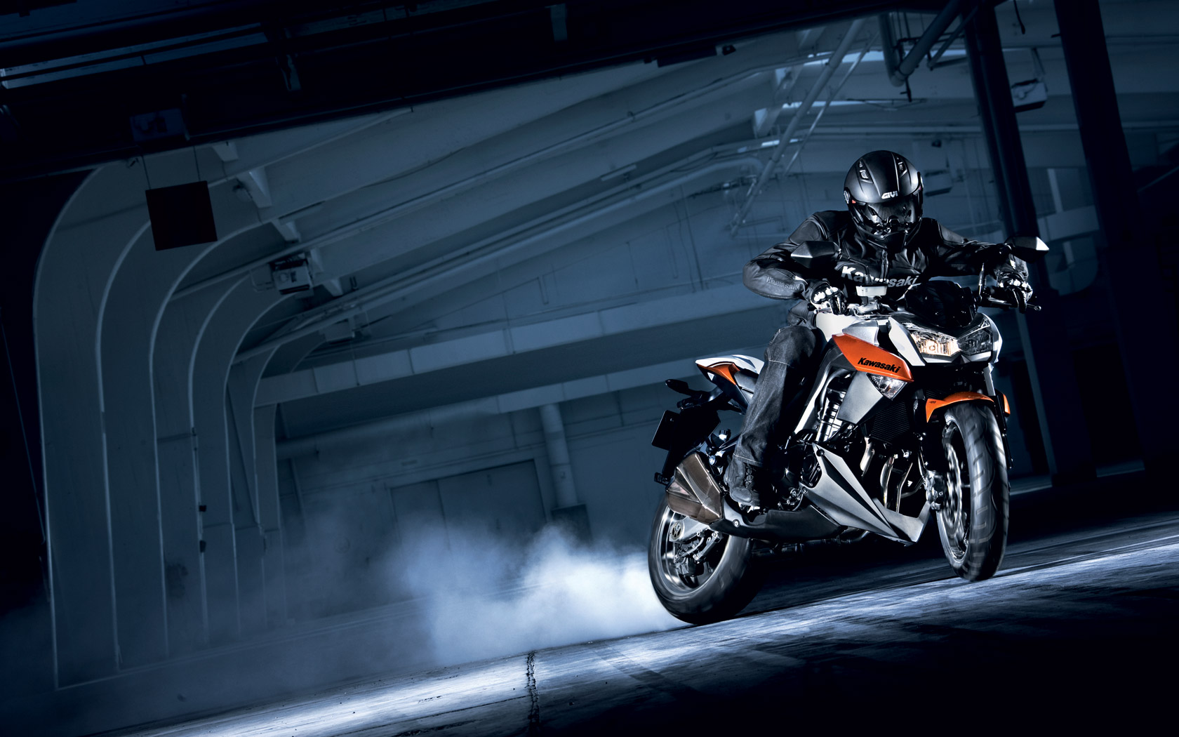 Kawasaki Z1000 High Resolution