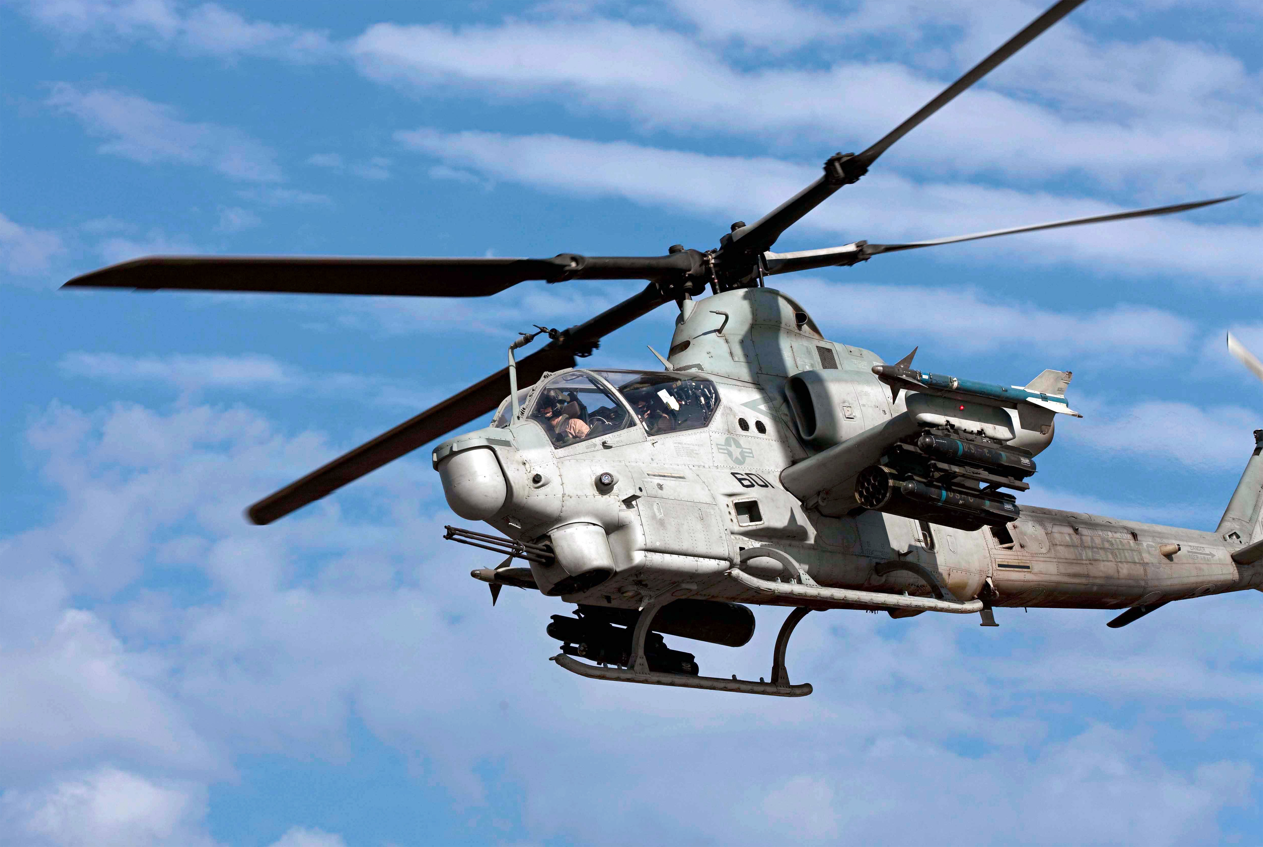 Bell AH 1Z Viper Flight