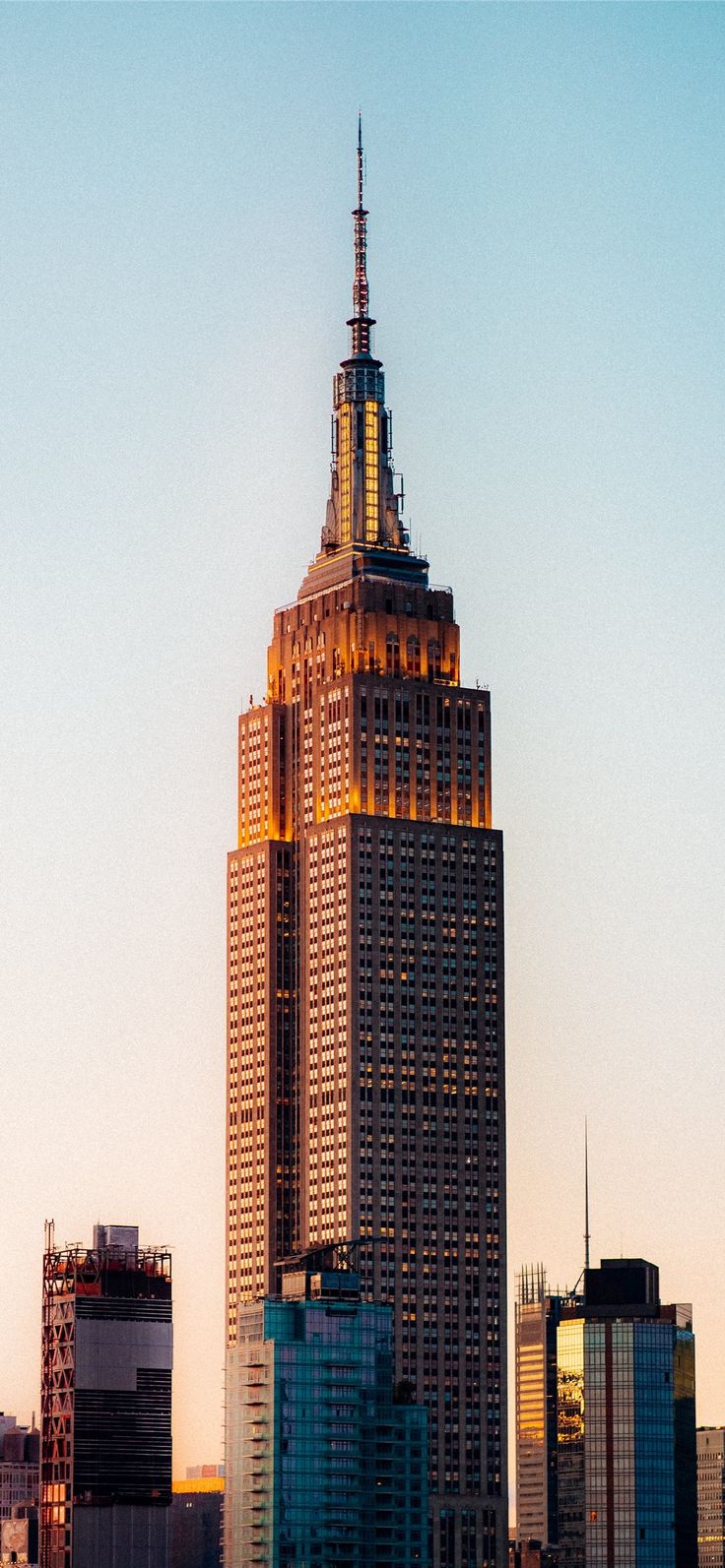 rise building iPhone X Wallpaper