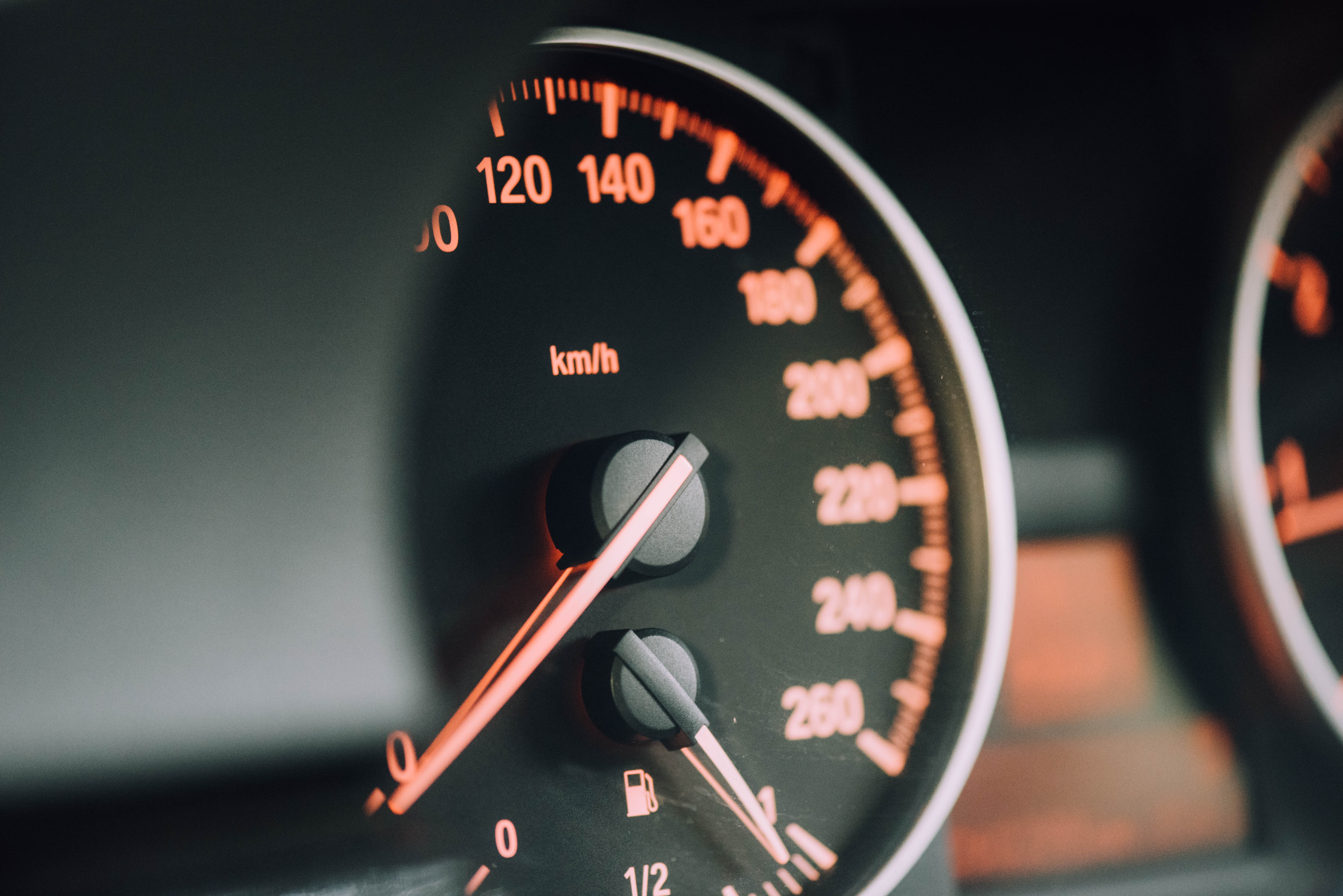 Mobile wallpaper: Speedometer, Bmw
