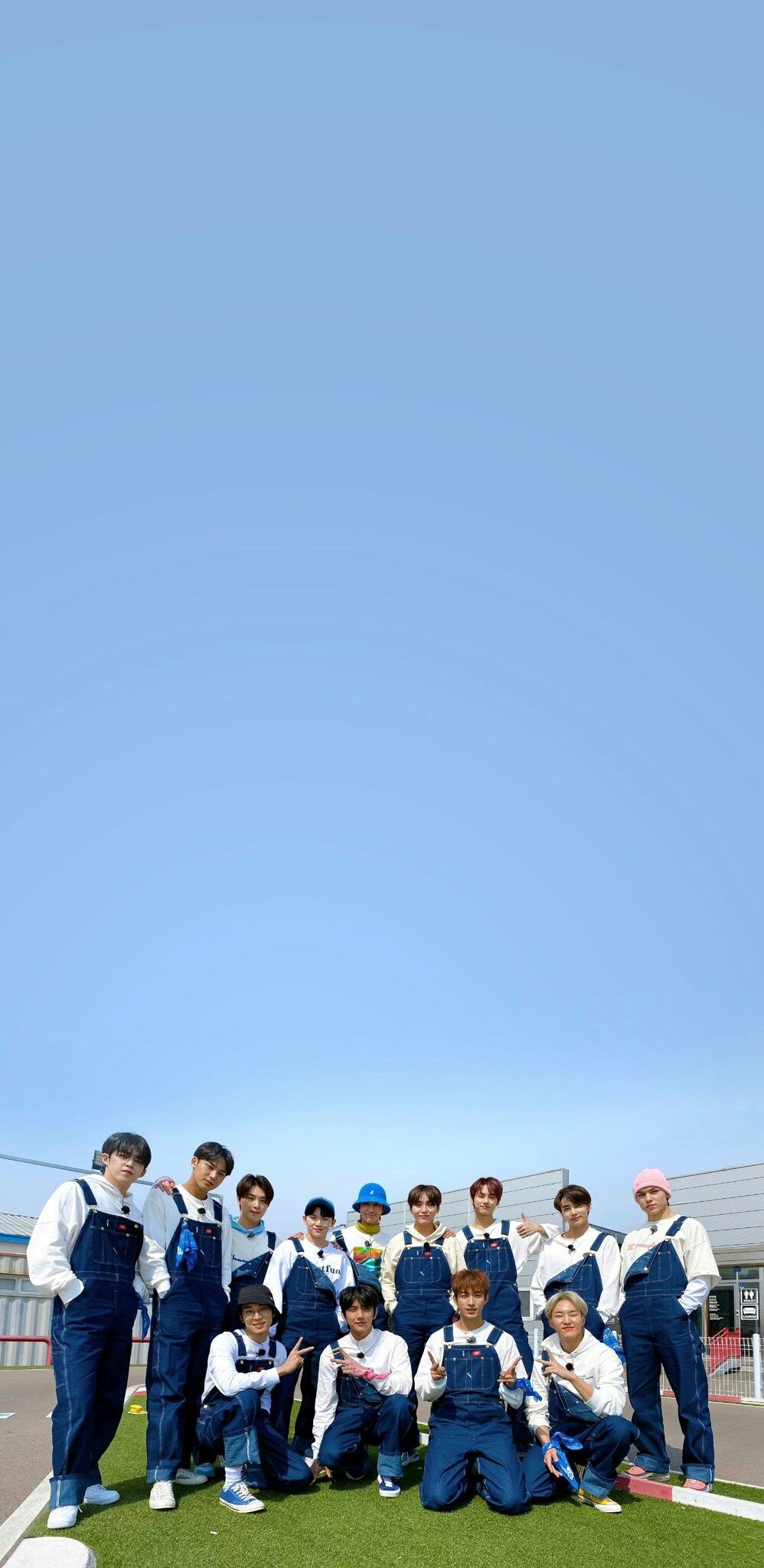 Seventeen wallpaper ideas