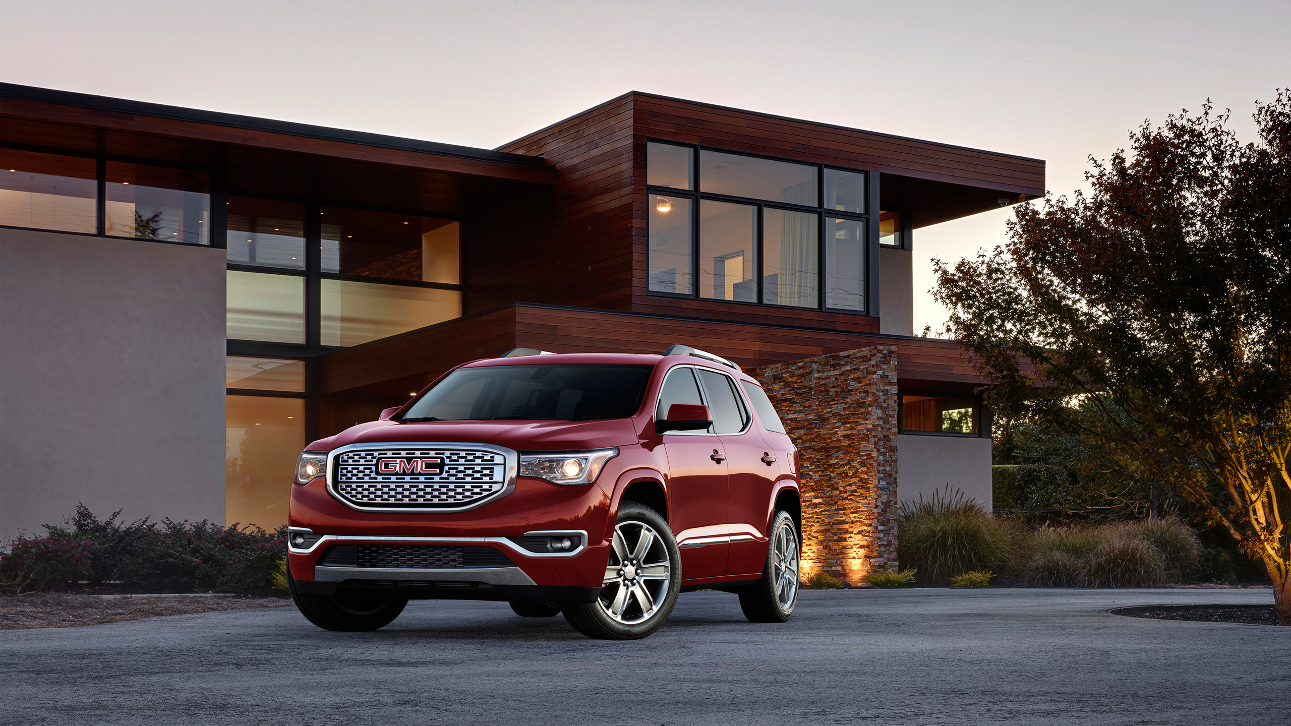 GMC Acadia Denali Wallpaper