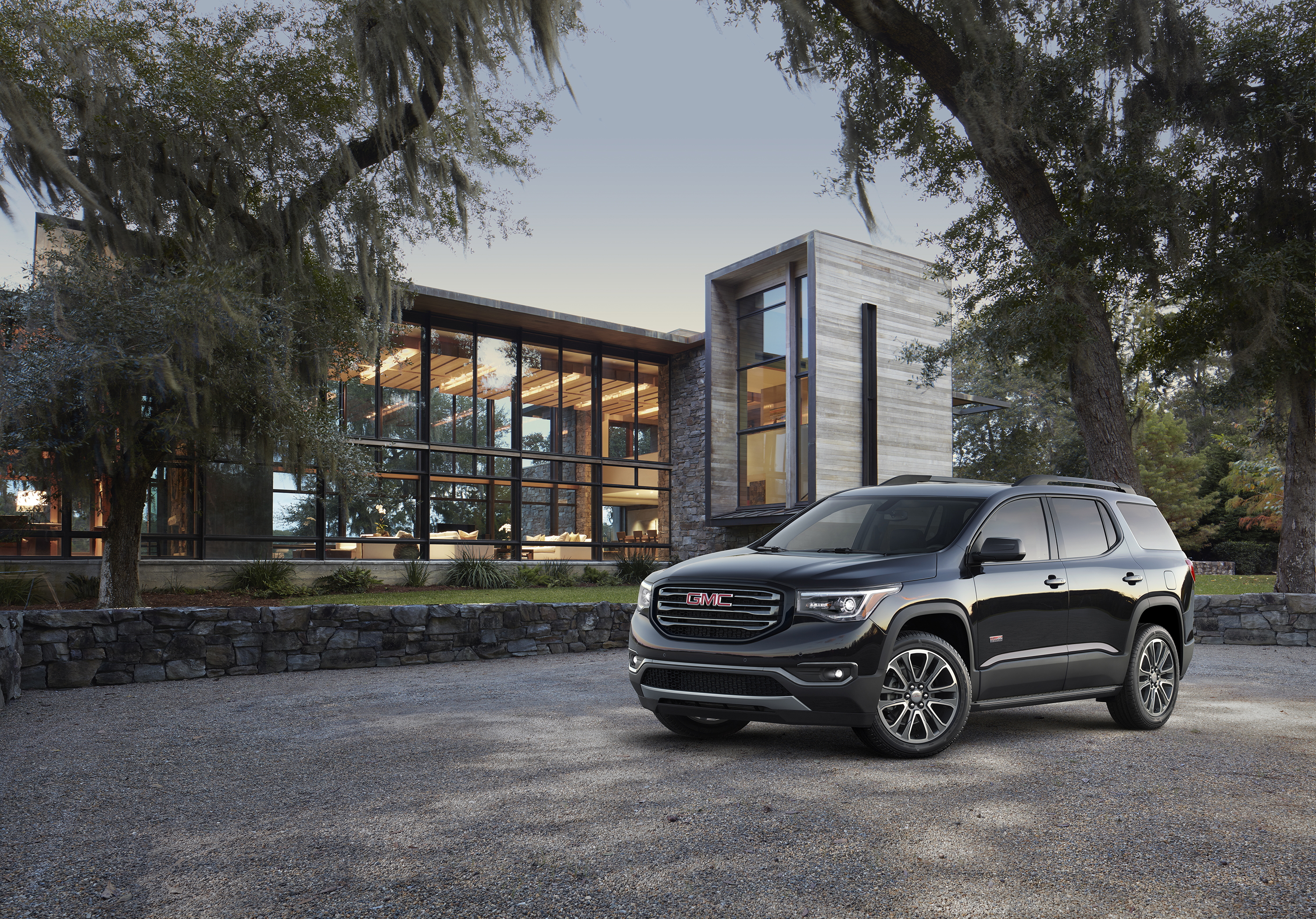 SUV; 2019 Acadia Denali