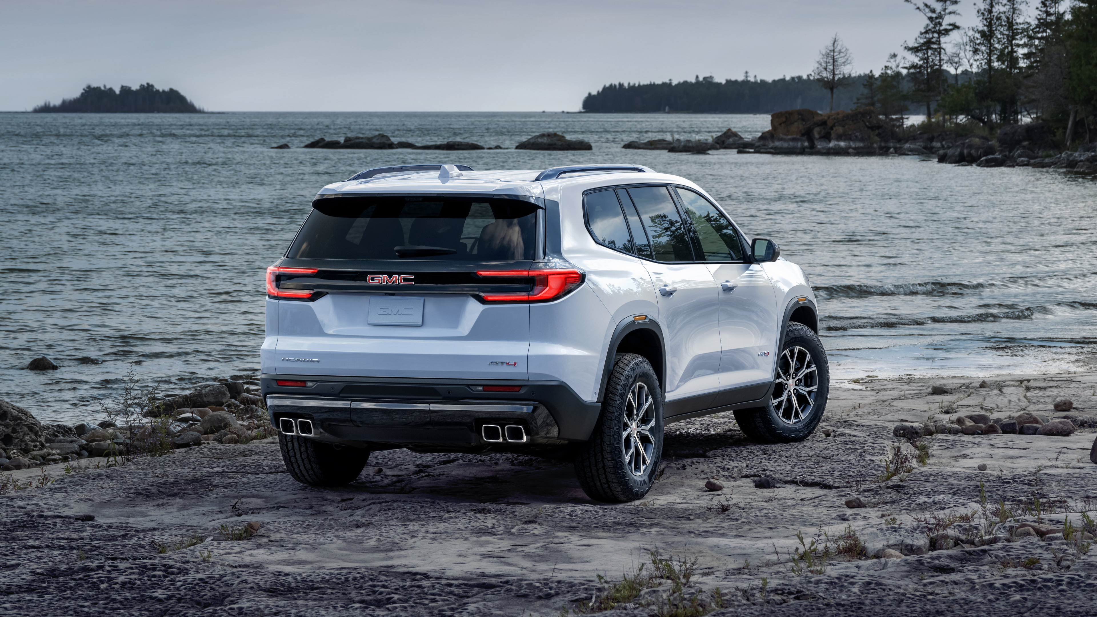 2024 GMC Acadia 4K Wallpaper Car