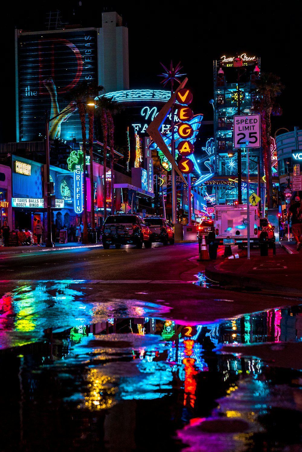 50,Neon Night Picture. Download