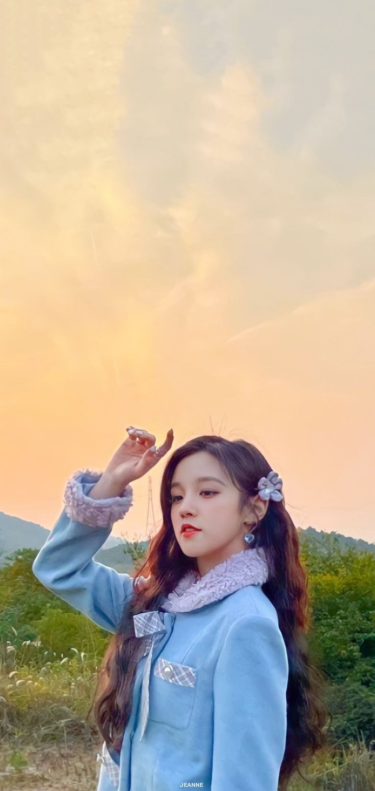 YUQI WALLPAPER. Pretty People, G Idol