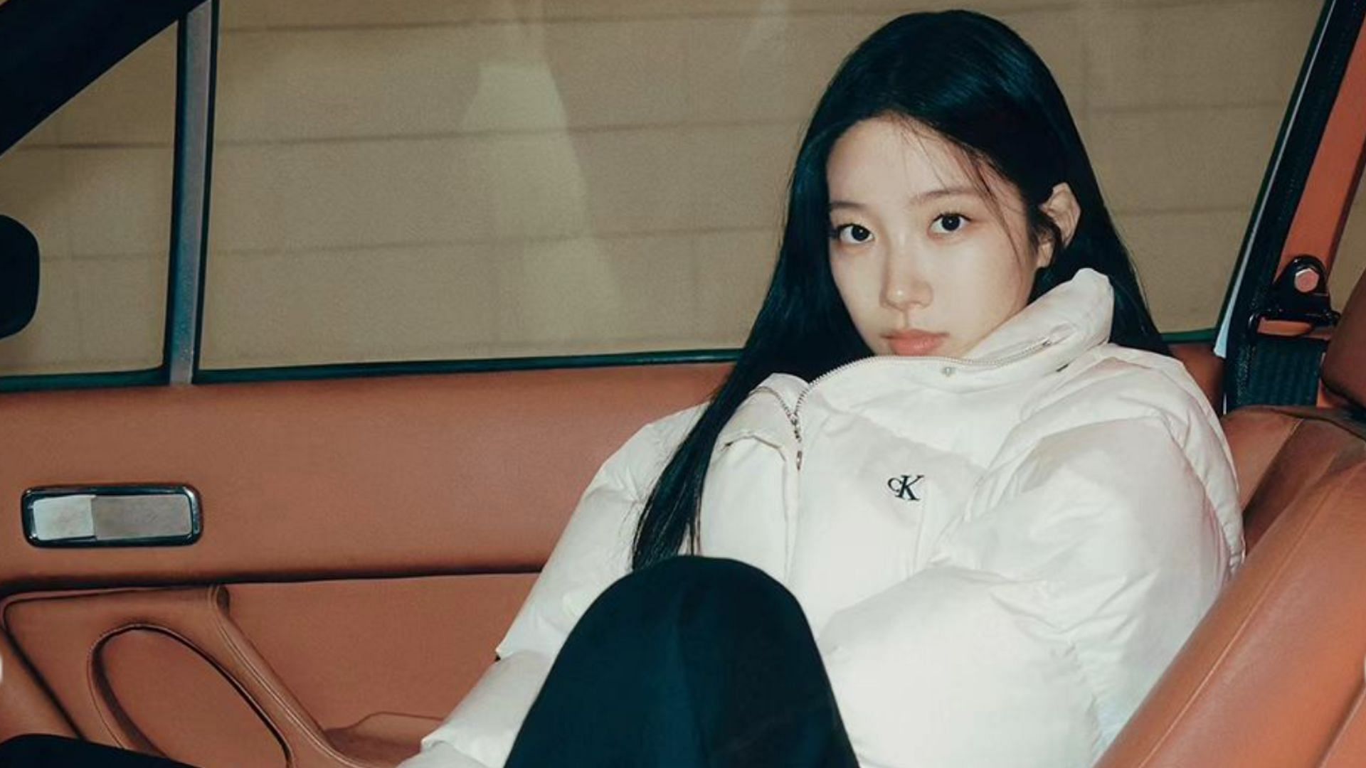 LE SSERAFIM Kazuha's look for Calvin