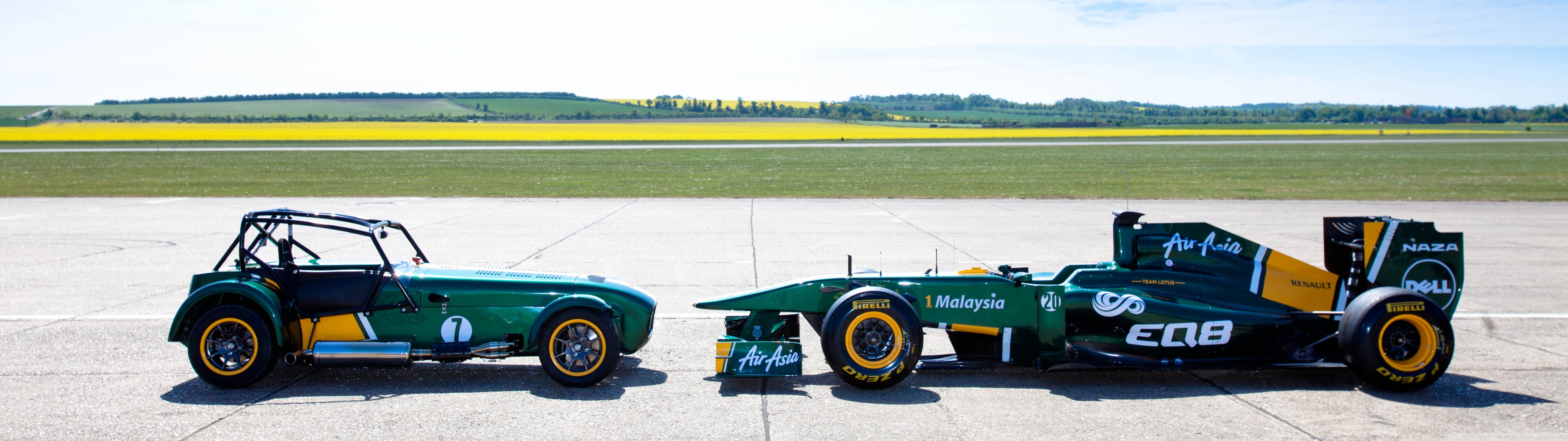 Racing Cars Ultra HD Desktop Background