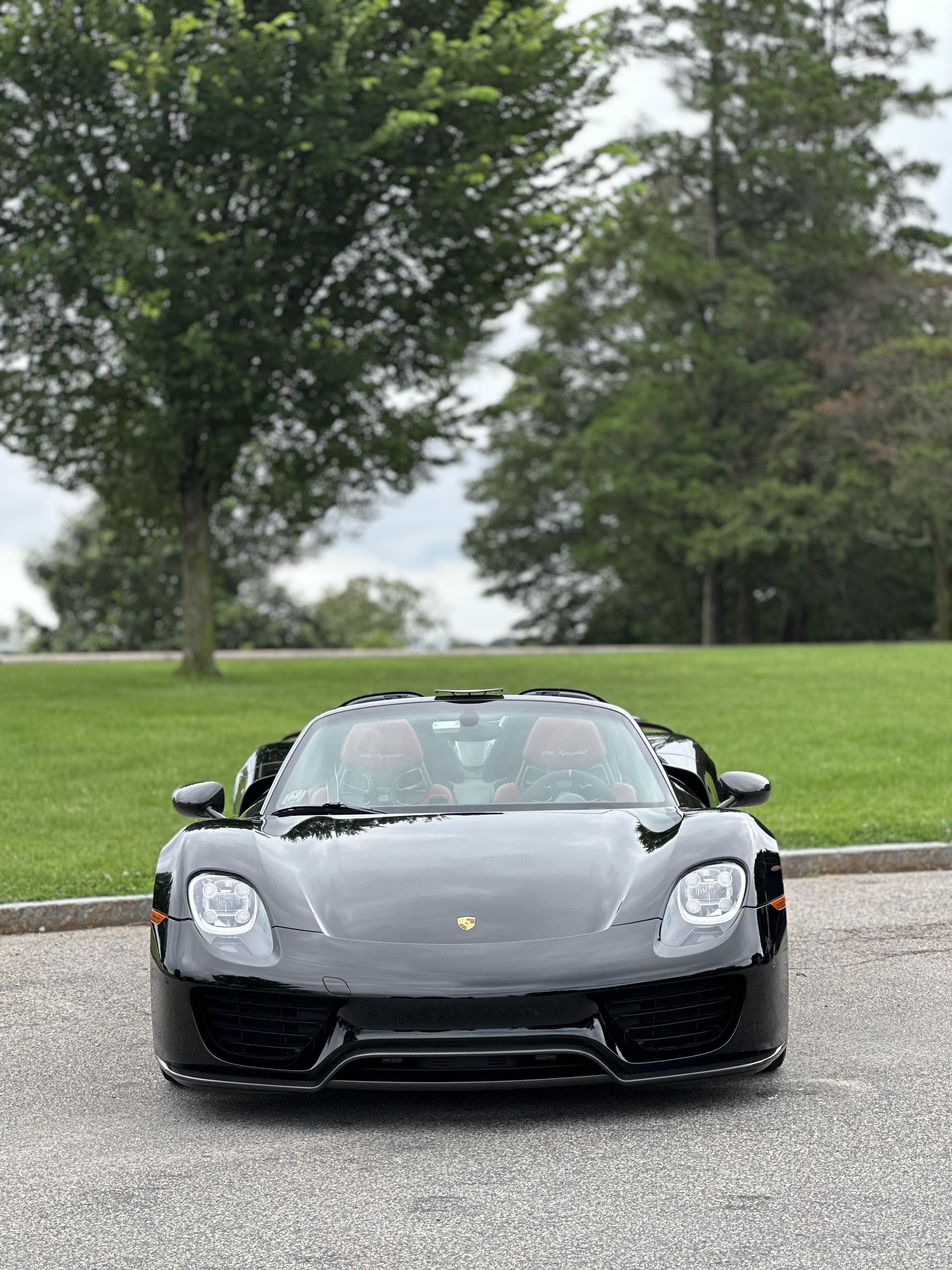 Spotted this [Porsche 918 spyder], r