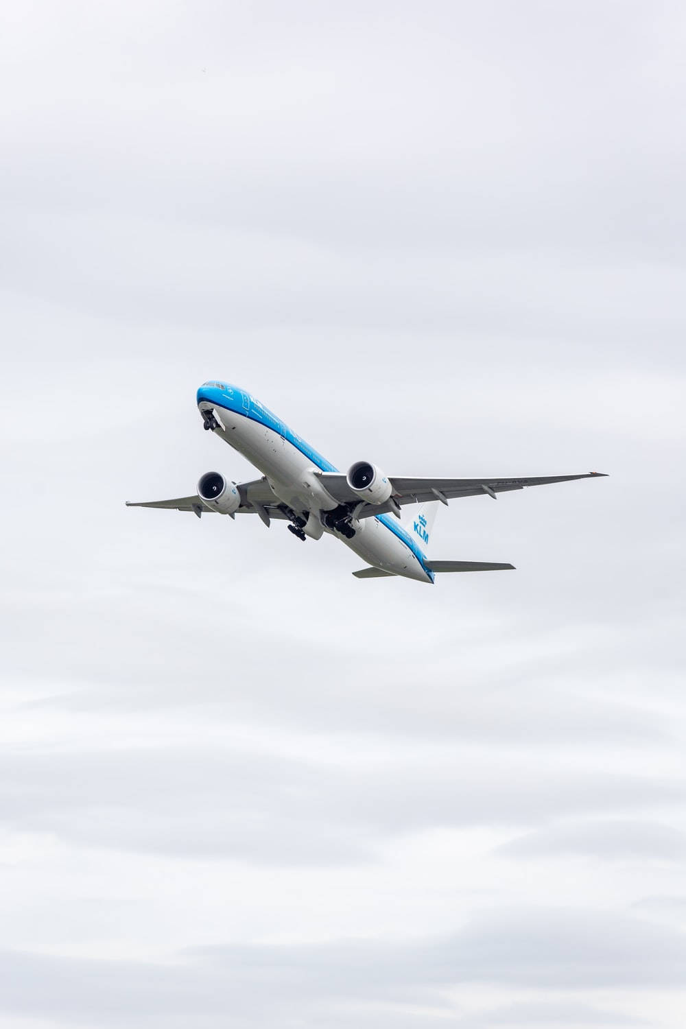 Download Vertical Dreamliner Klm