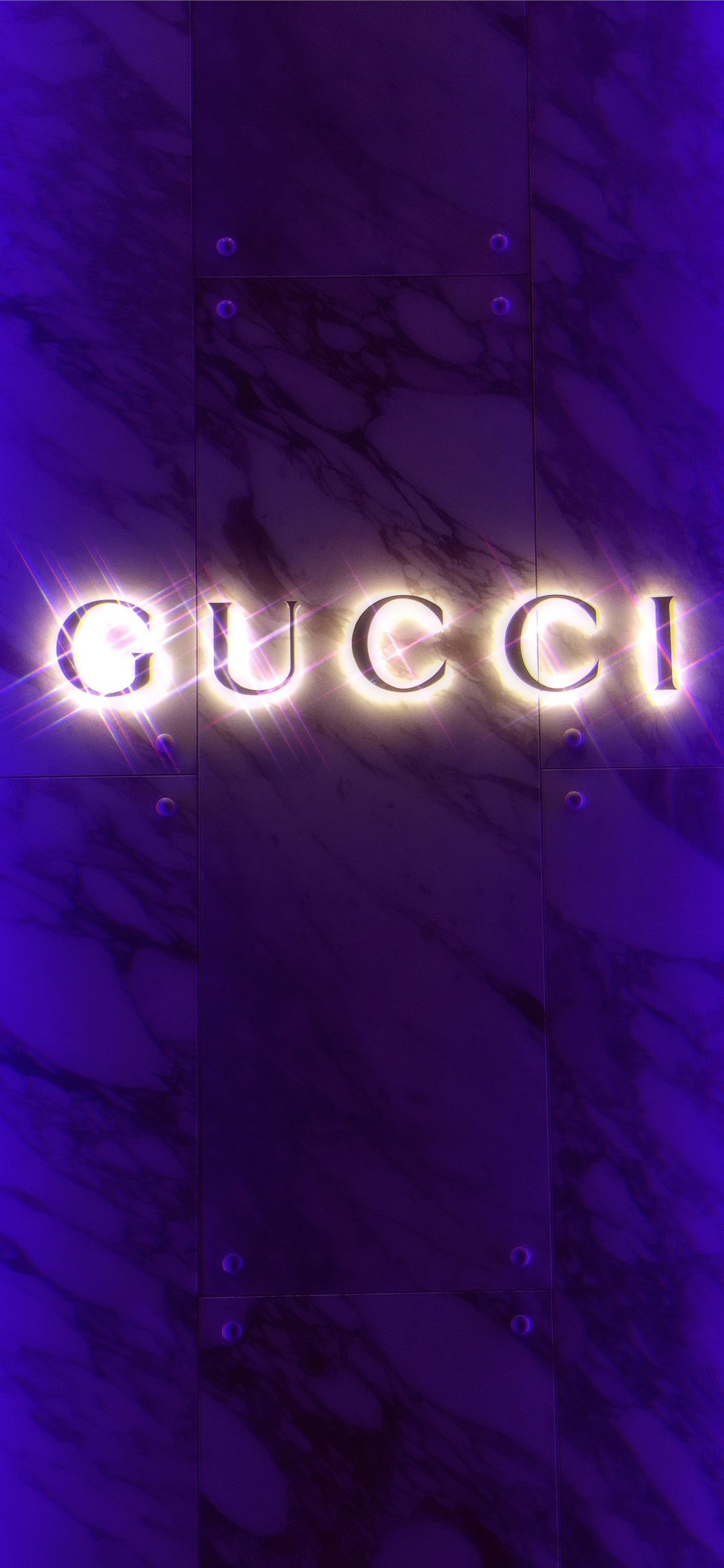 iphone gucci vaporwave wallgucci