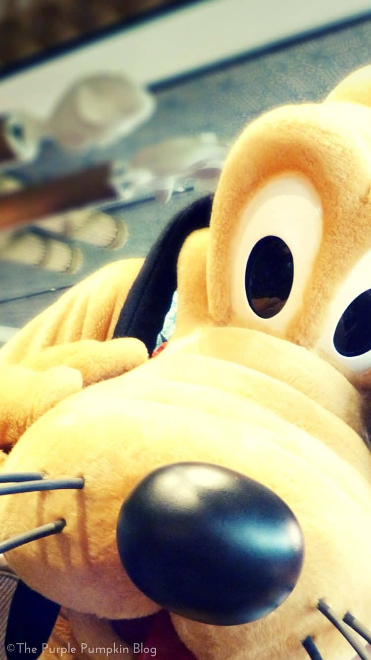 Disney Characters iPhone Wallpaper