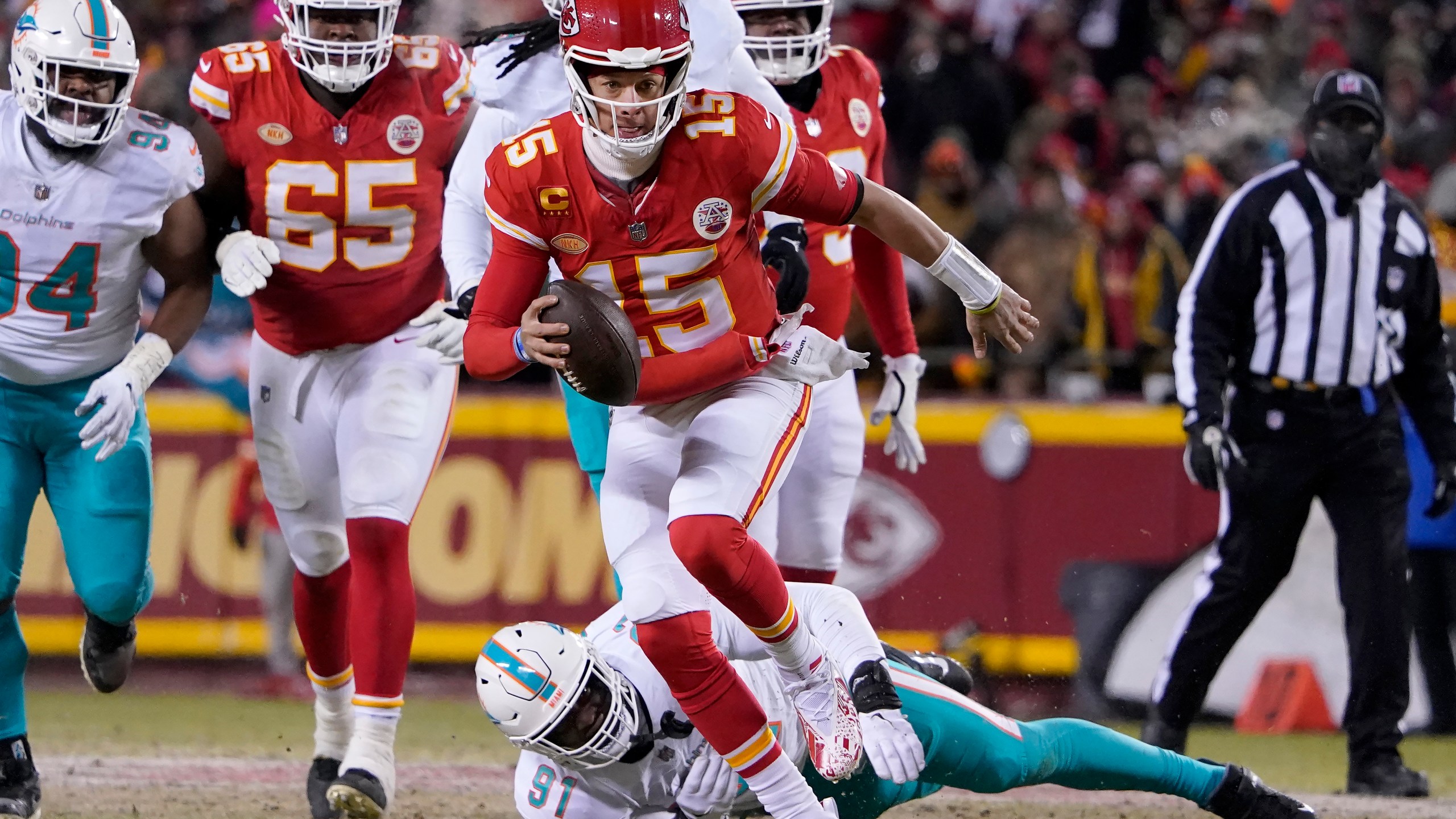 Patrick Mahomes Leads Chiefs To 26 7