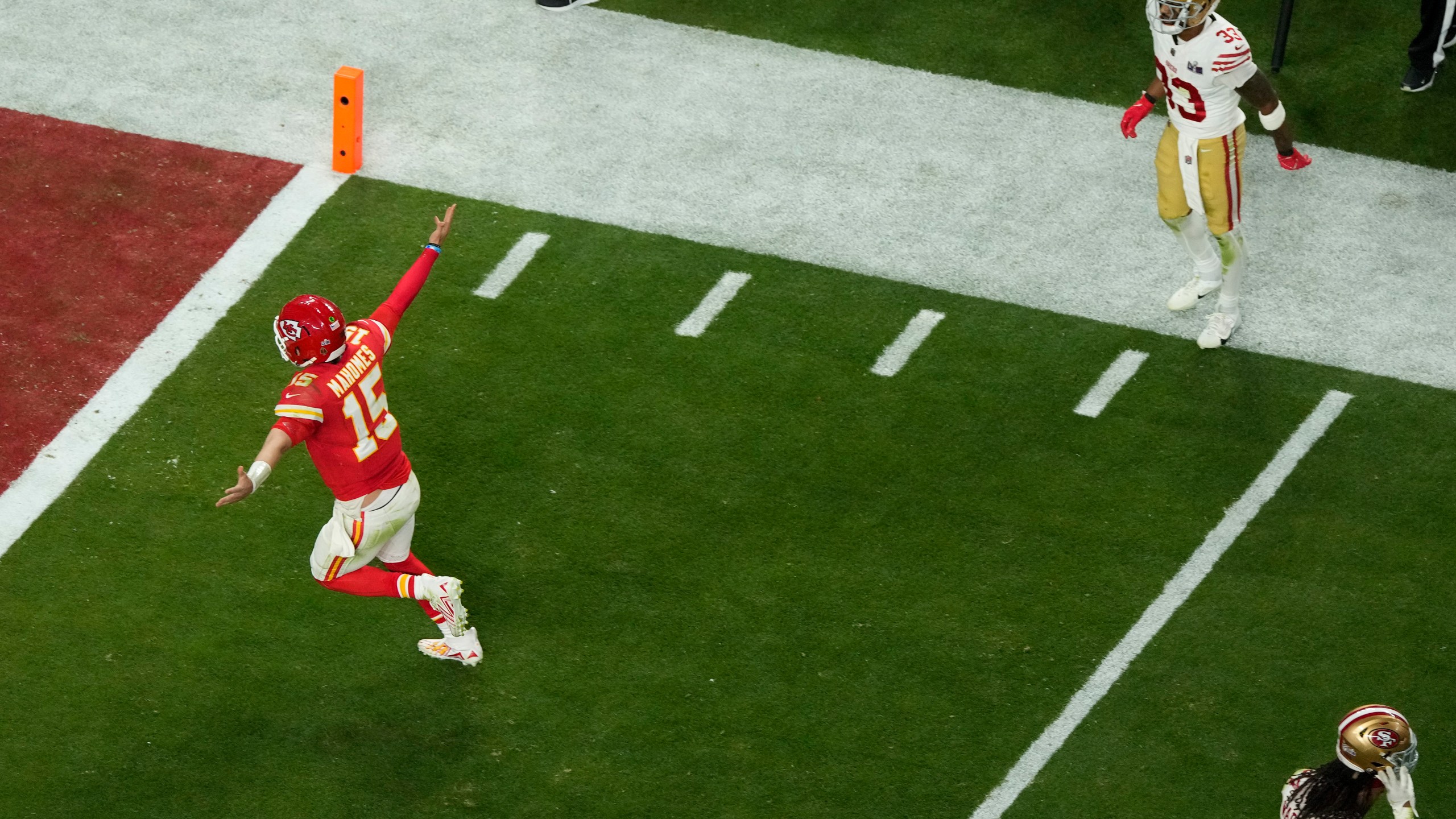 Mahomes leads the Chiefs on a TD drive