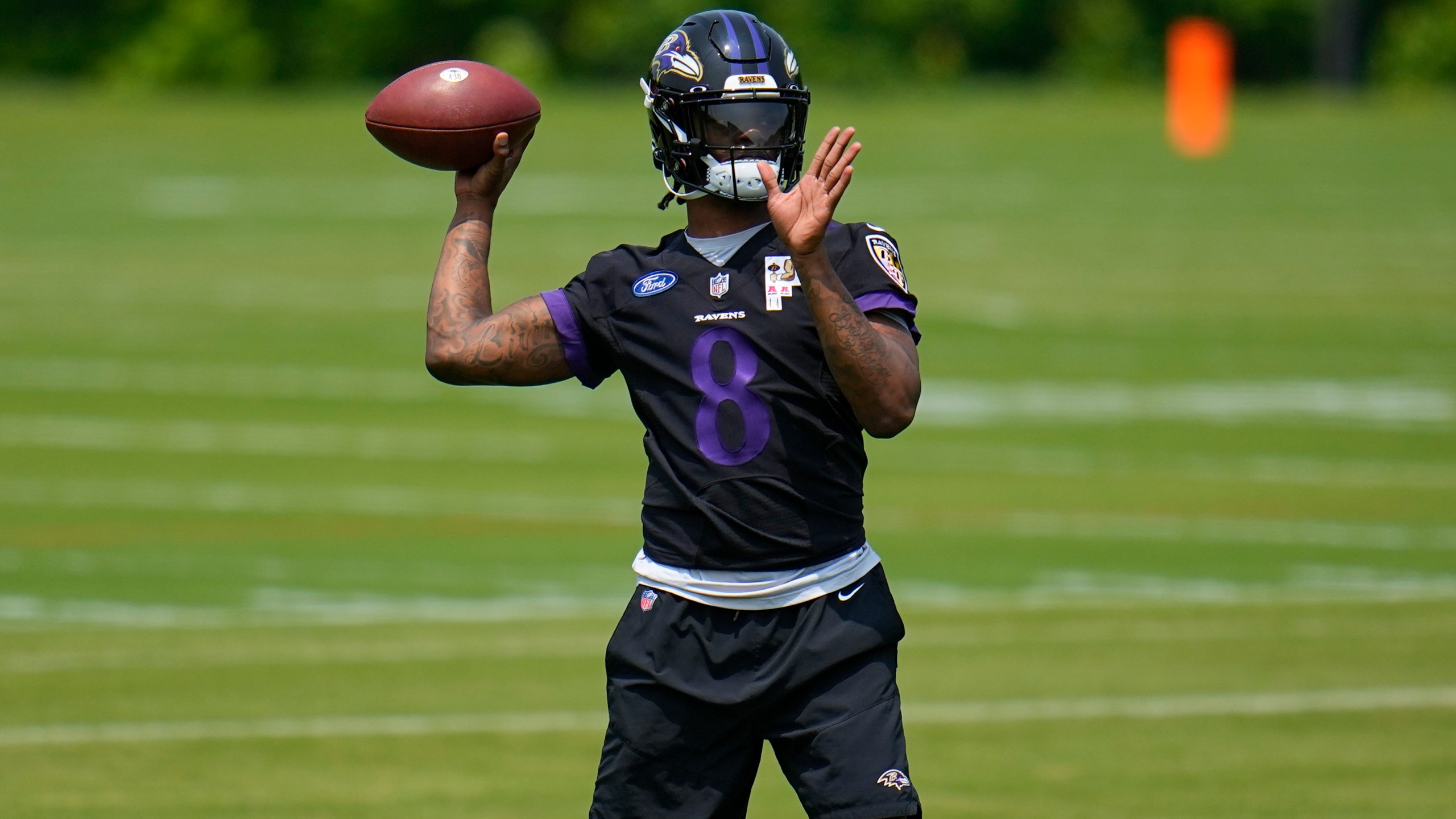 Lamar Jackson at voluntary practice