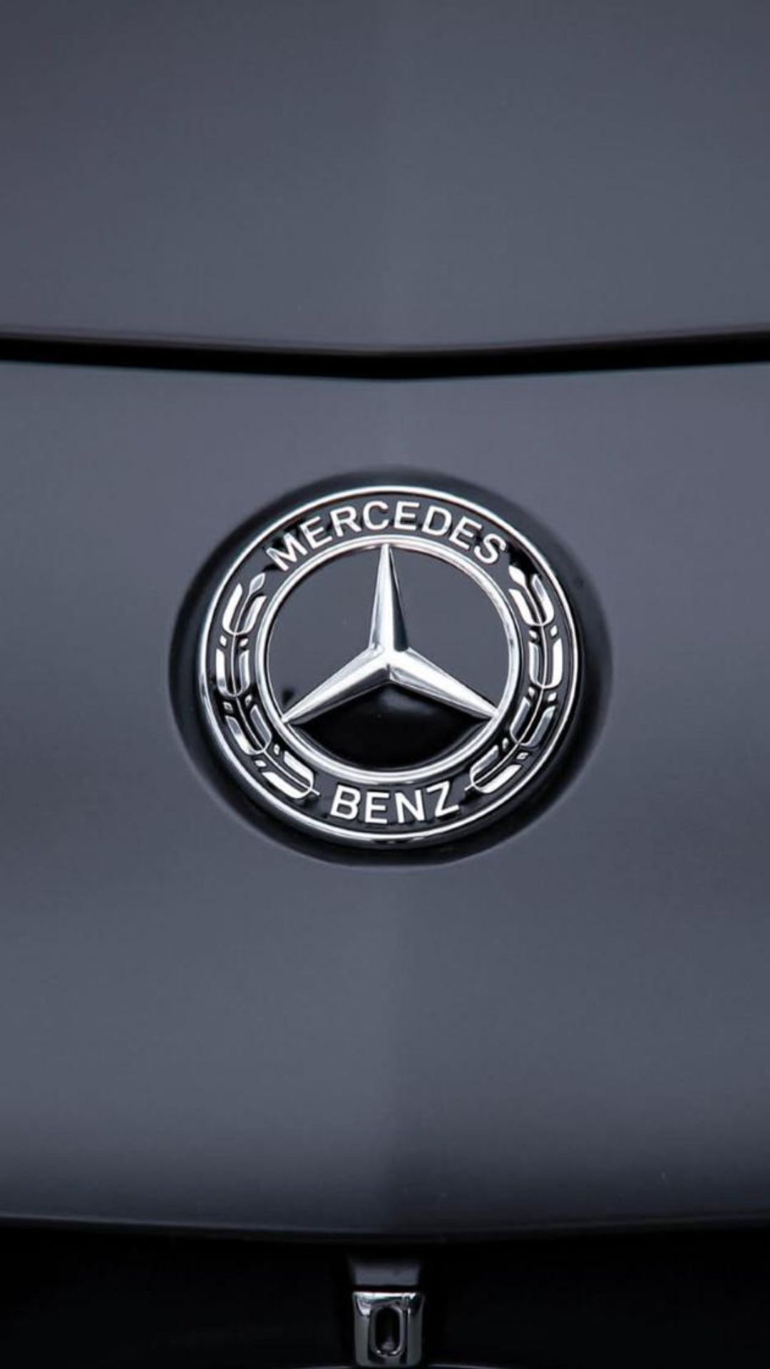 Mercedes Logo iPhone Wallpaper