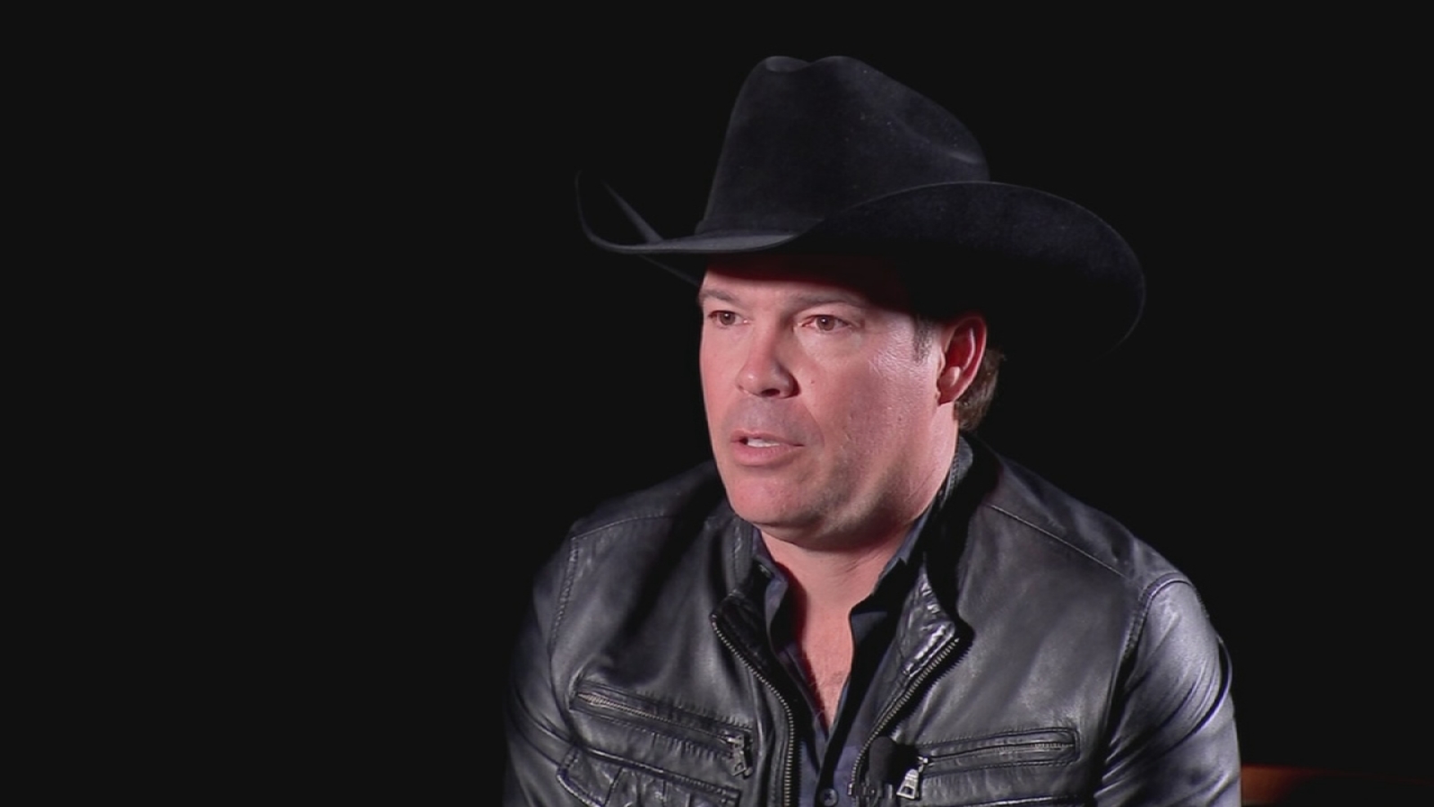 Country music star Clay Walker opens up
