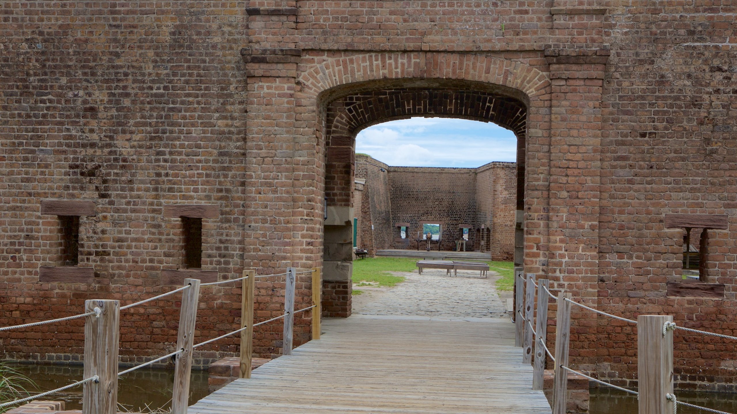 Old Fort Jackson Tours