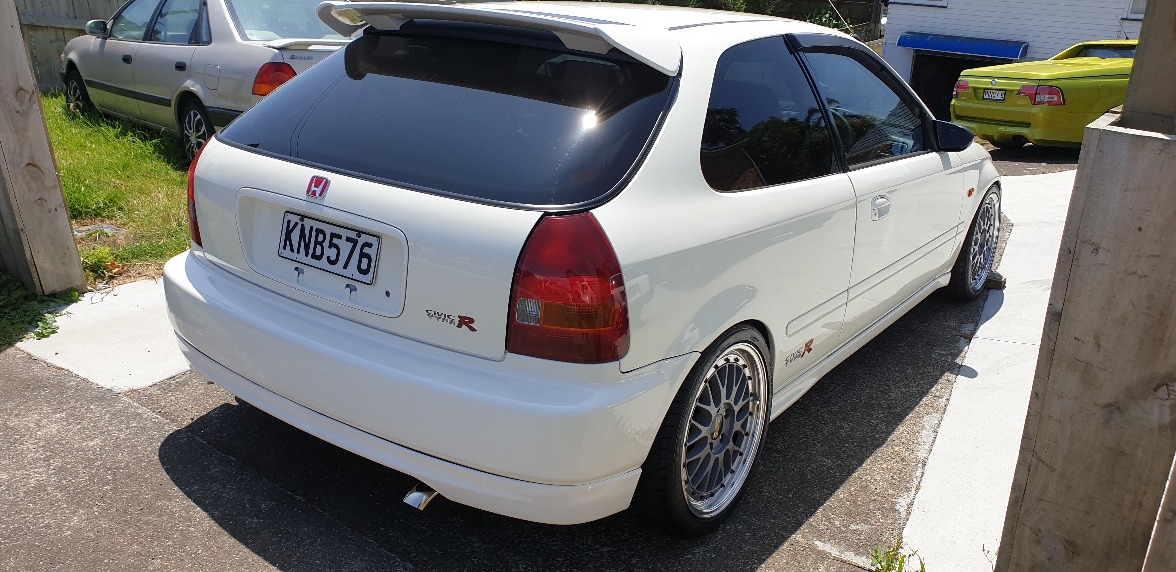 Honda Civic Type R with a B18CR