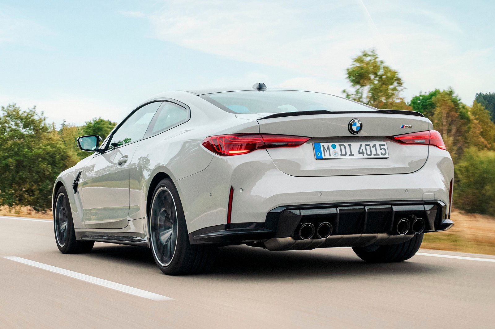 2025 BMW M4 Coupe Exterior Photo