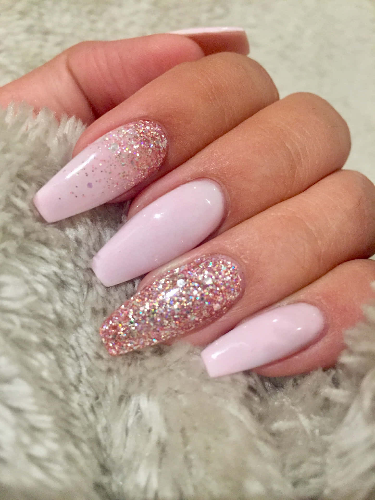 Trendy Almond Shaped Nails Wallpaper