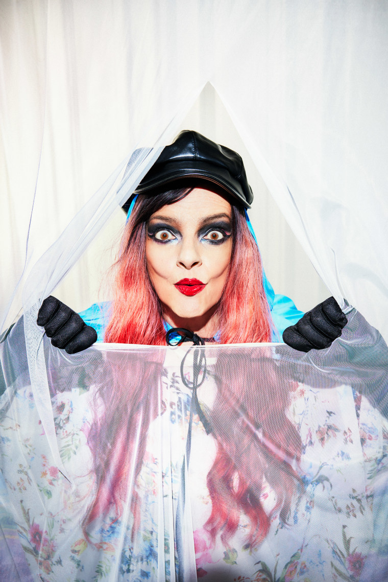 Nina Hagen announces first album in 11