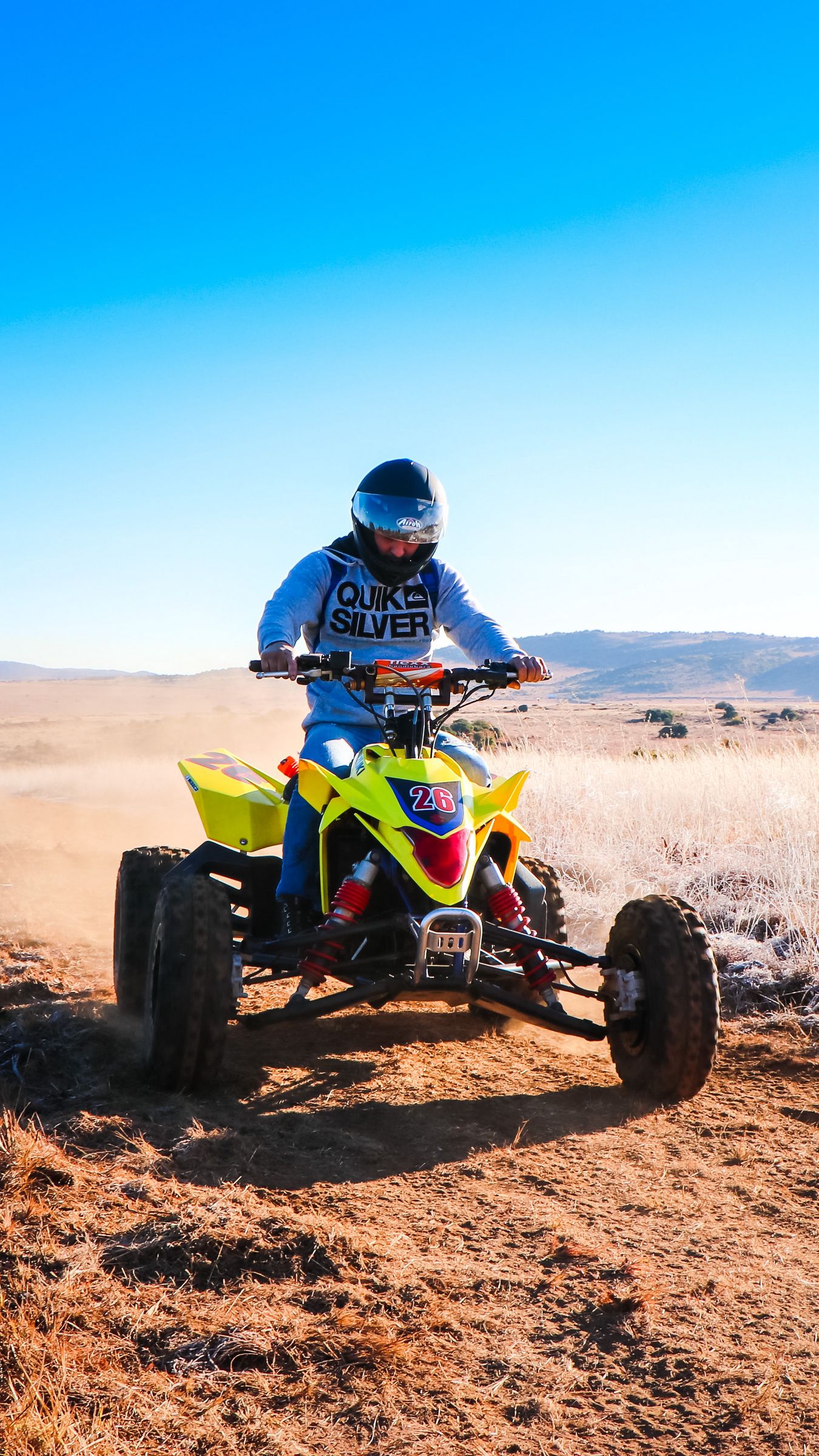 Download wallpaper 1350x2400 atv, man