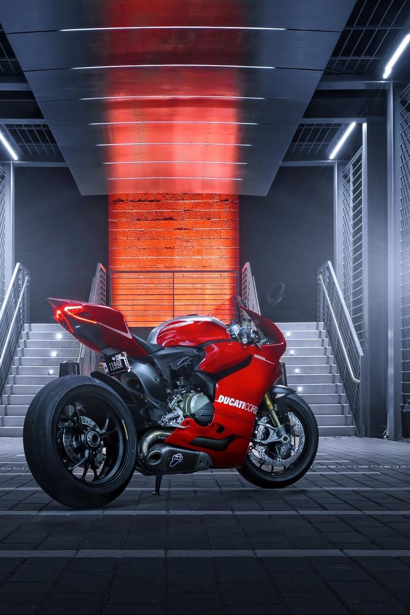Ducati Motorcycle iPhone & Android