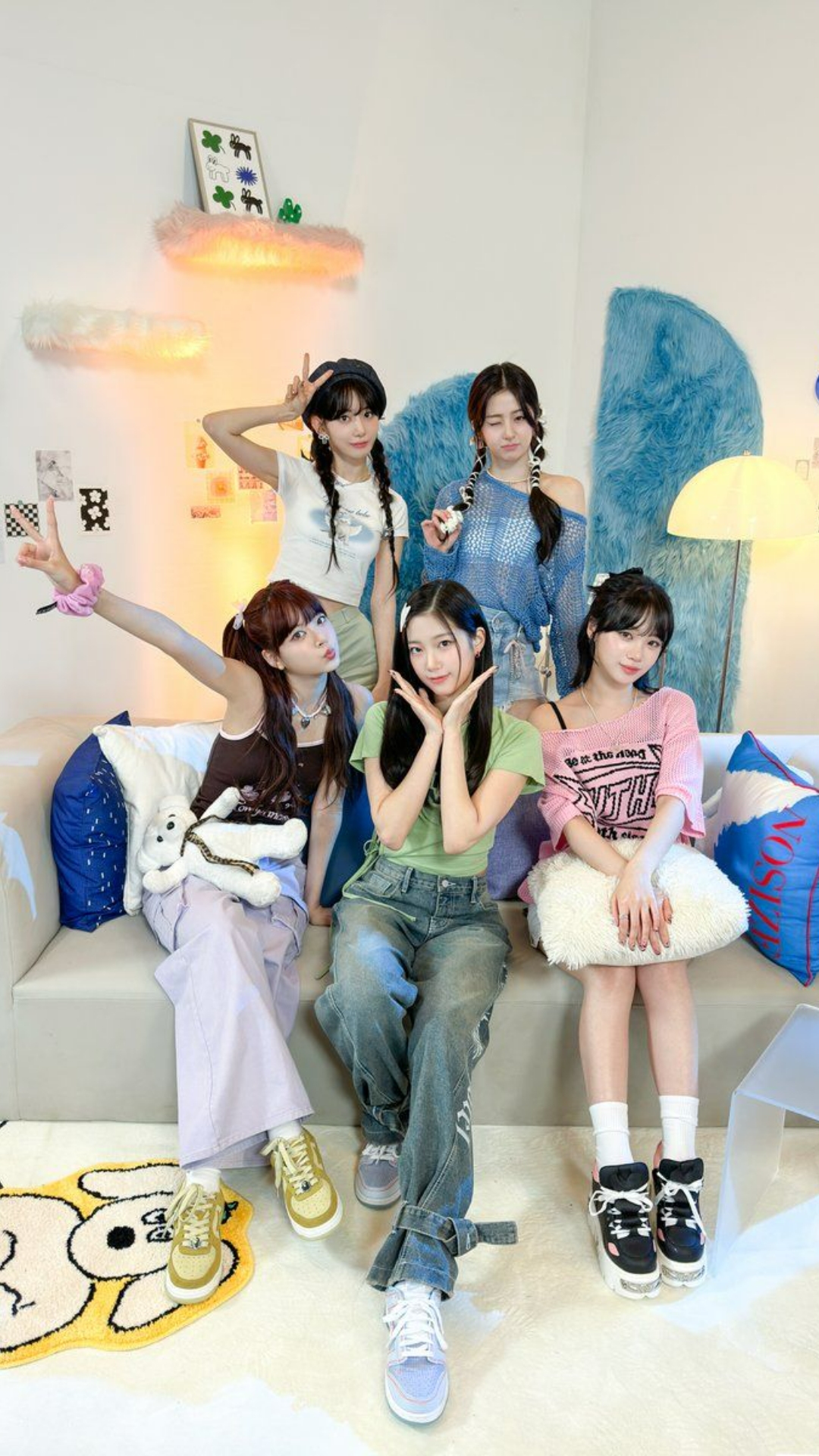 LE SSERAFIM Wallpaper LE