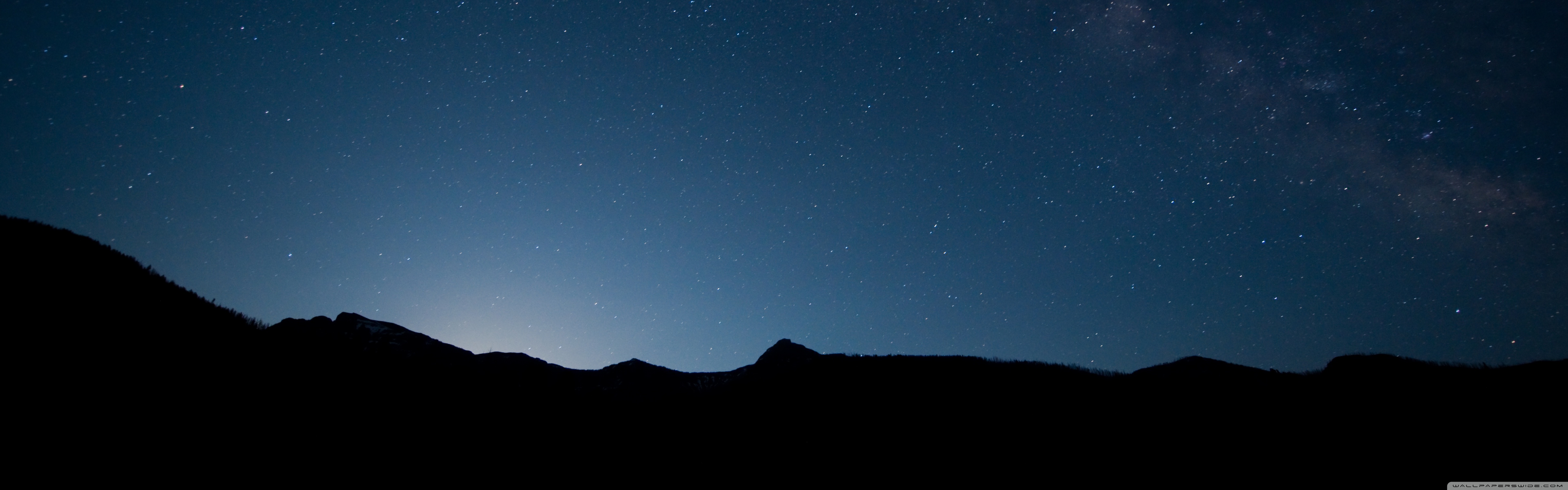 Night Sky Ultra HD Desktop Background