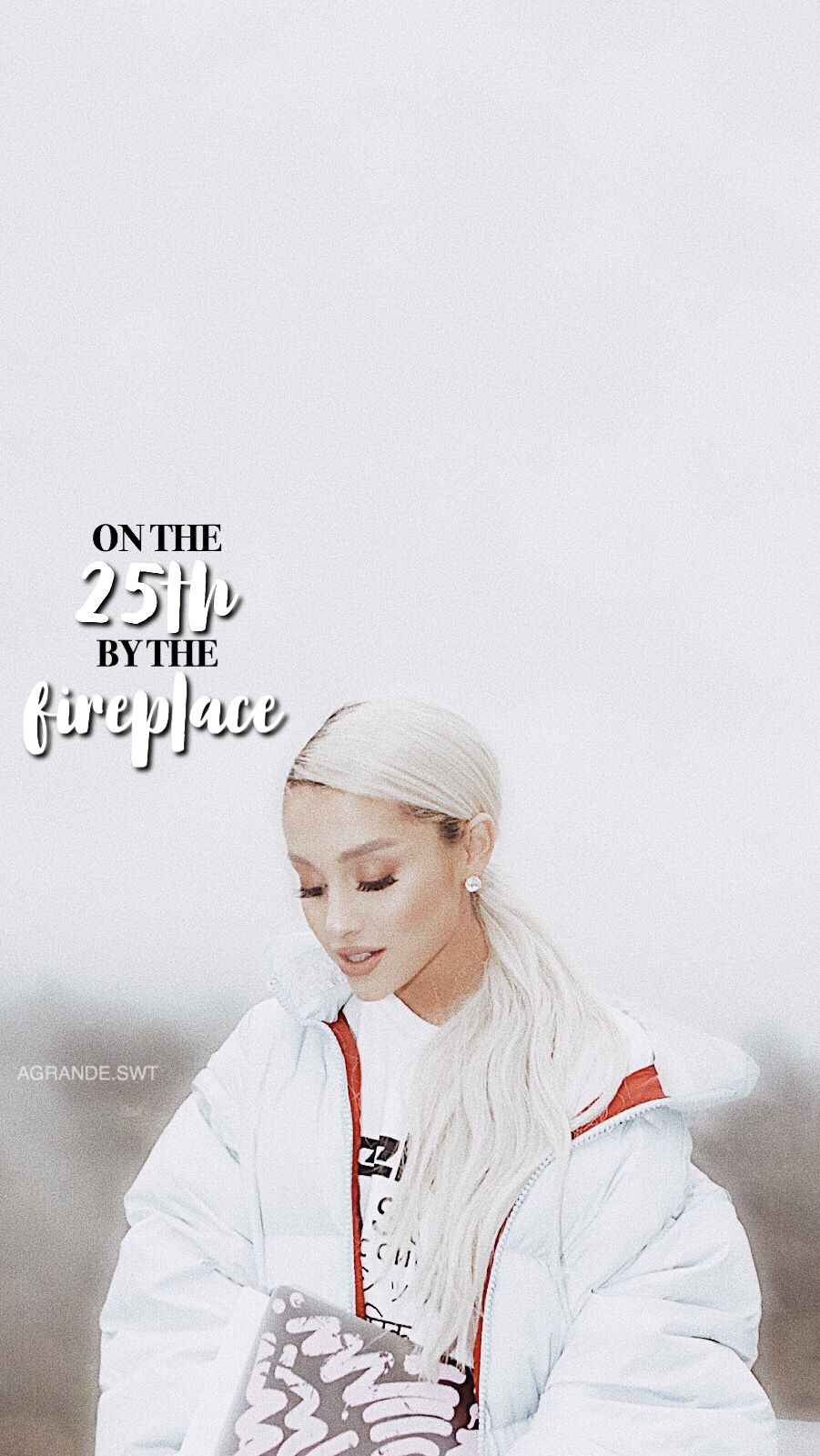 Cozy Christmas Vibes with Ariana Grande ❄️