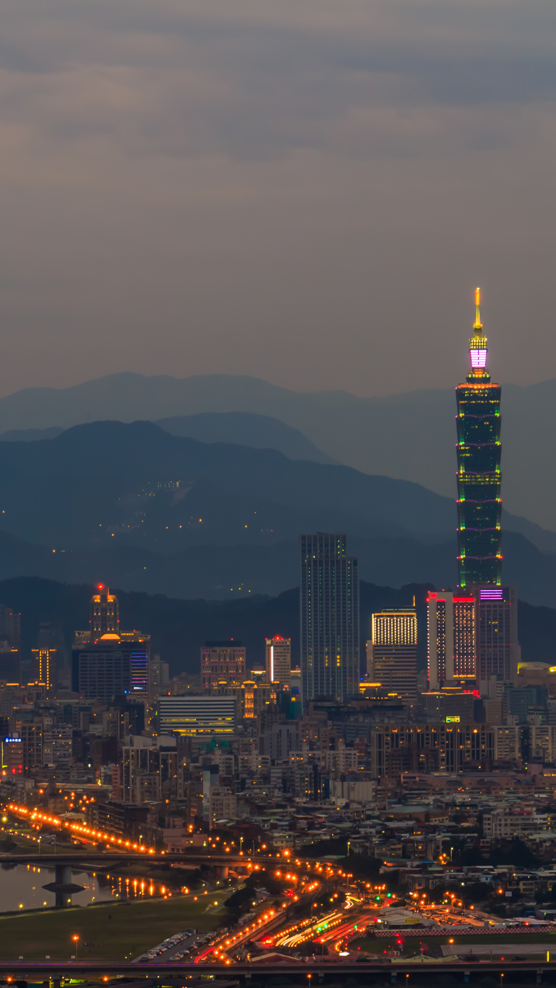 Night Mountain Taiwan Taipei 101 Man