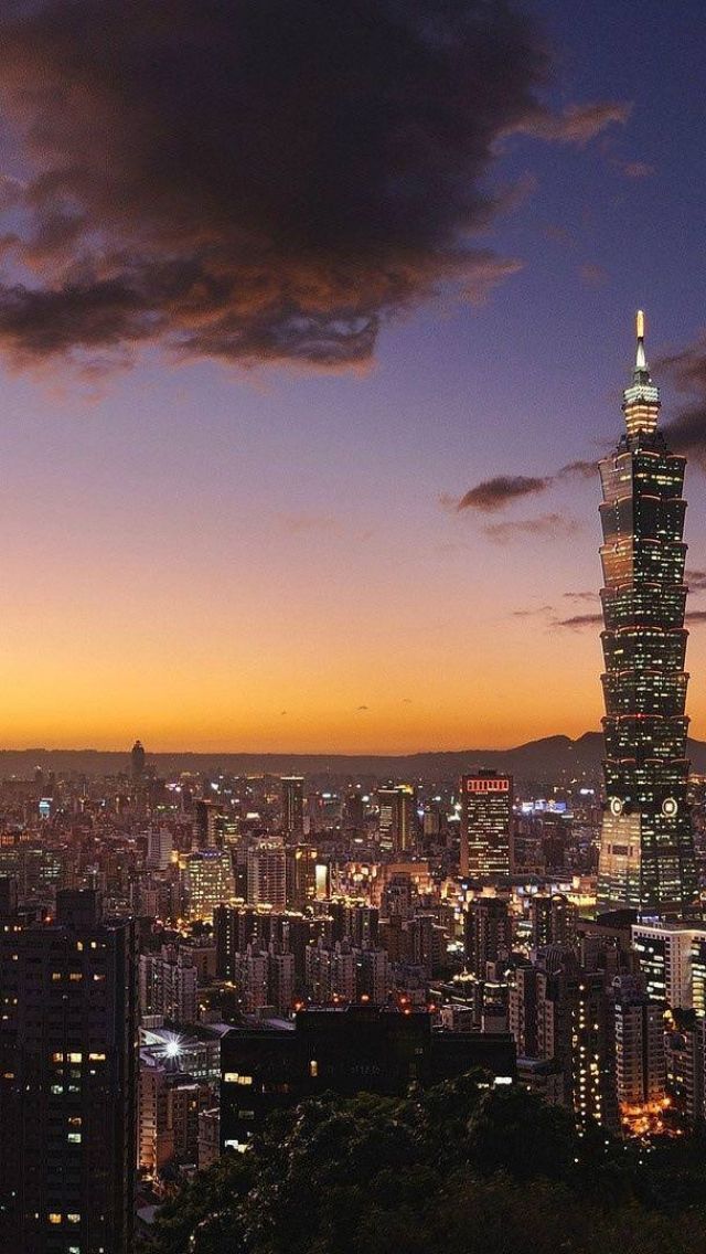 Download free HD wallpaper from above