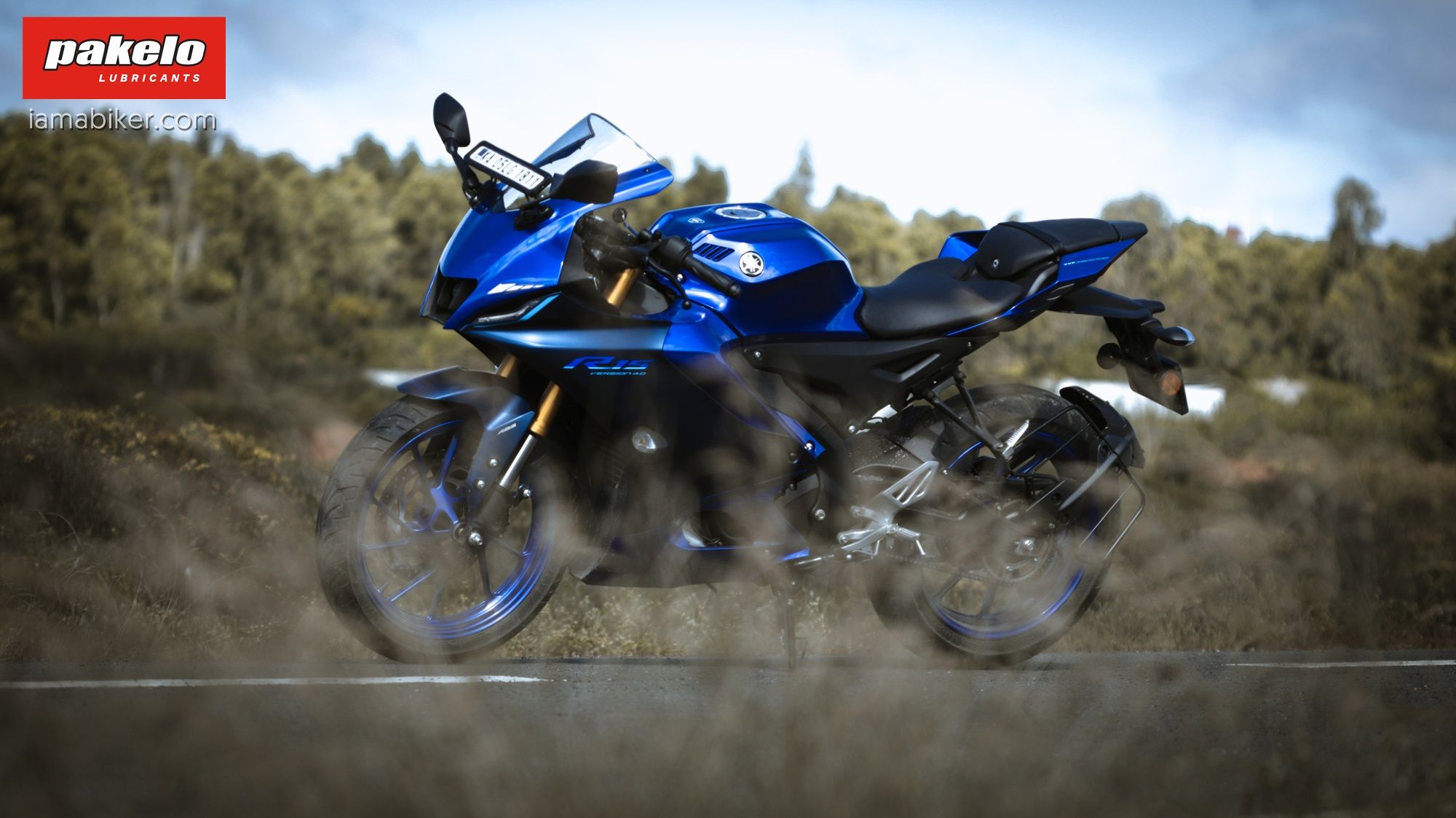 Yamaha R15 V4 HD wallpaper. HD