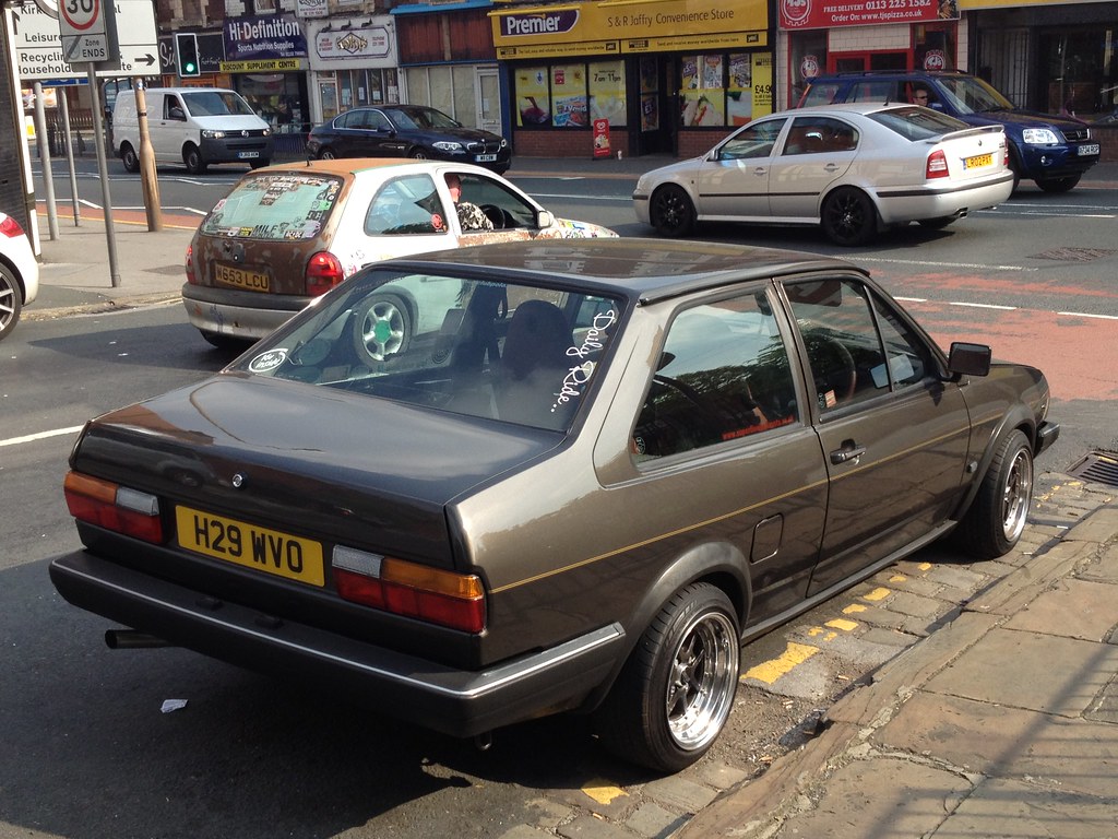 VW Polo Mk2 Saloon. Note the Rat Look