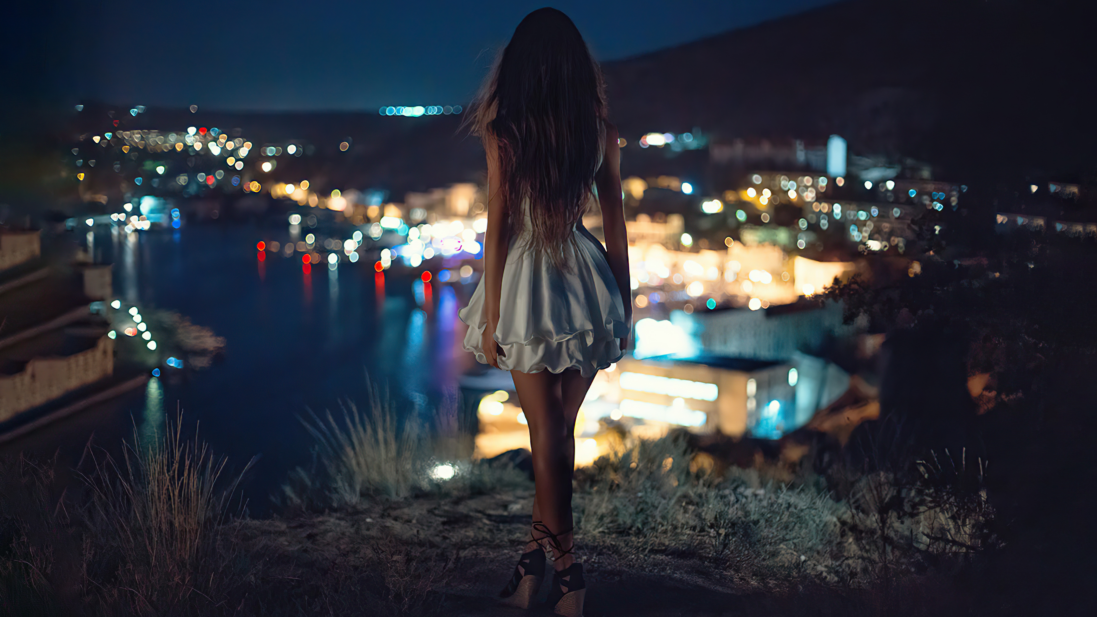 Night Alone White Skirt Girl Wallpaper