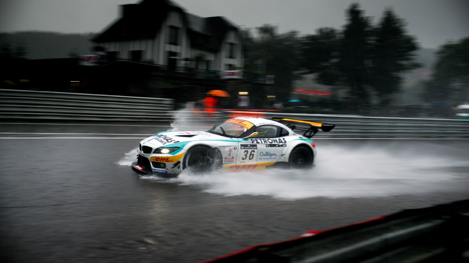 BMW Rain Race Wallpaper Car