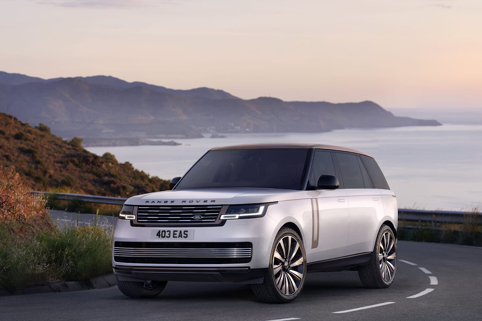 2024 Land Rover Range Rover Exterior