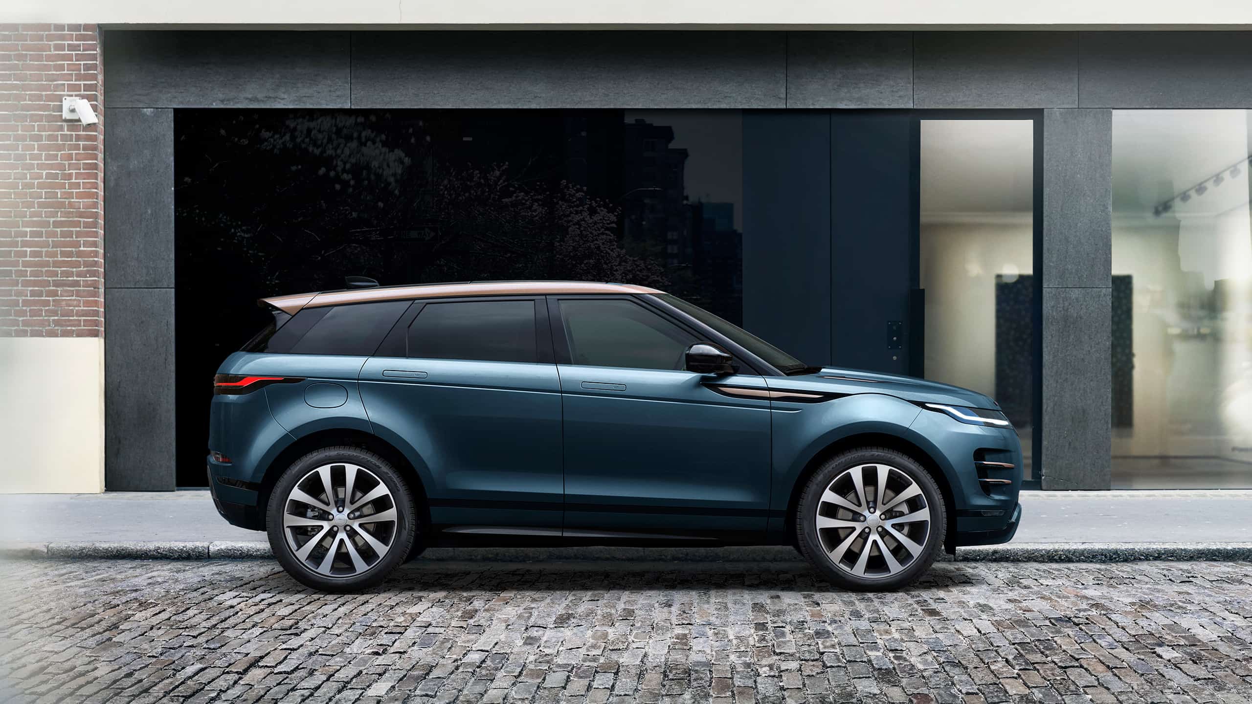 Range Rover Evoque. Compact SUV