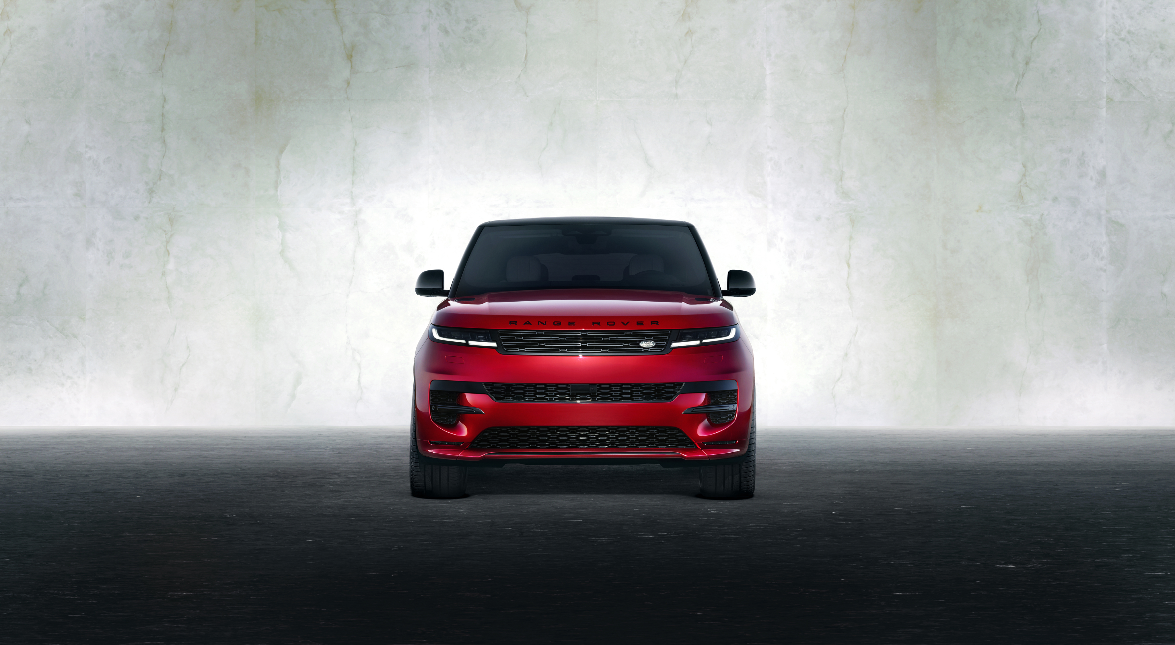 INTRODUCING THE NEW RANGE ROVER SPORT