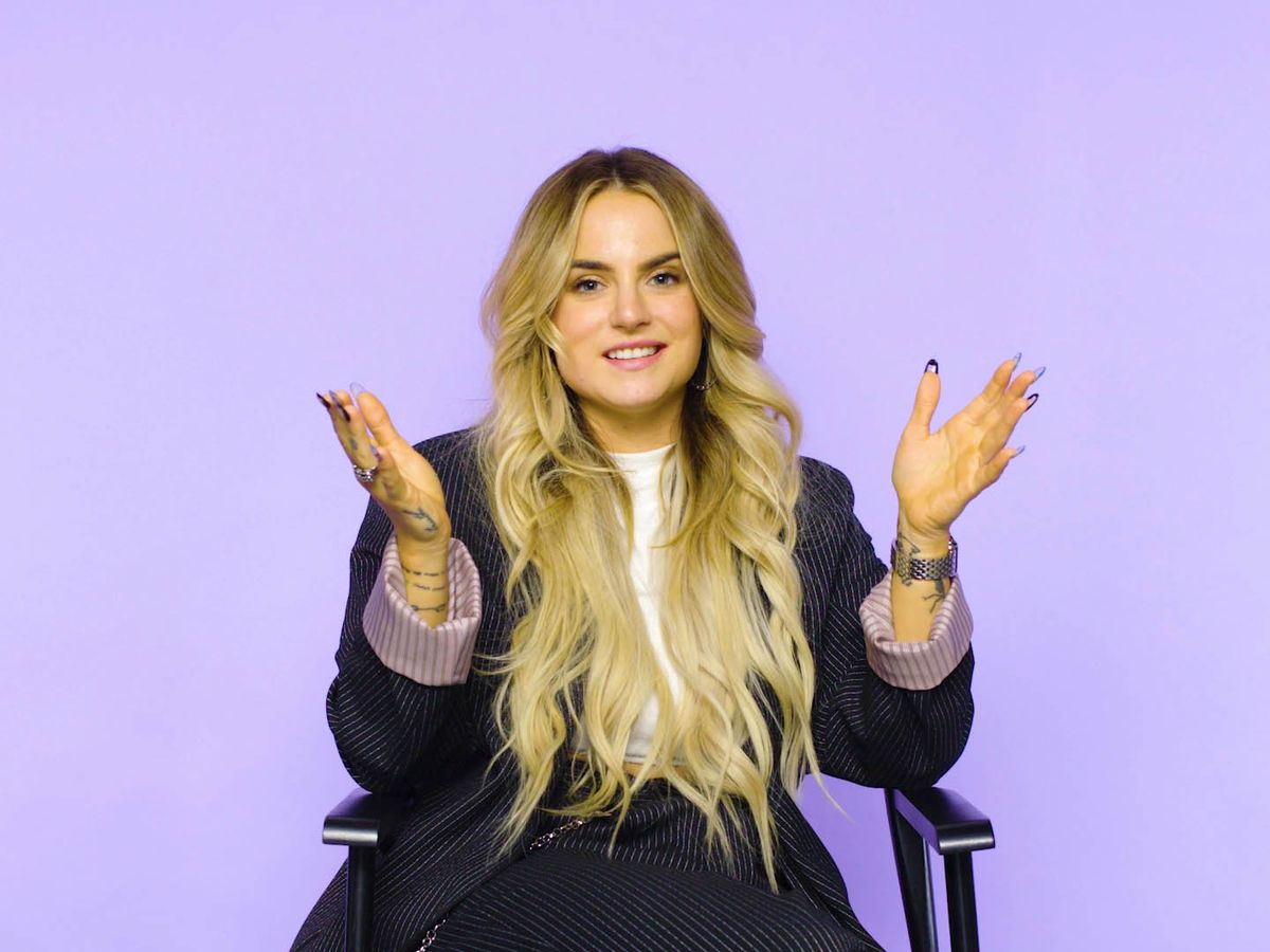 Facts About the Singer JoJo You