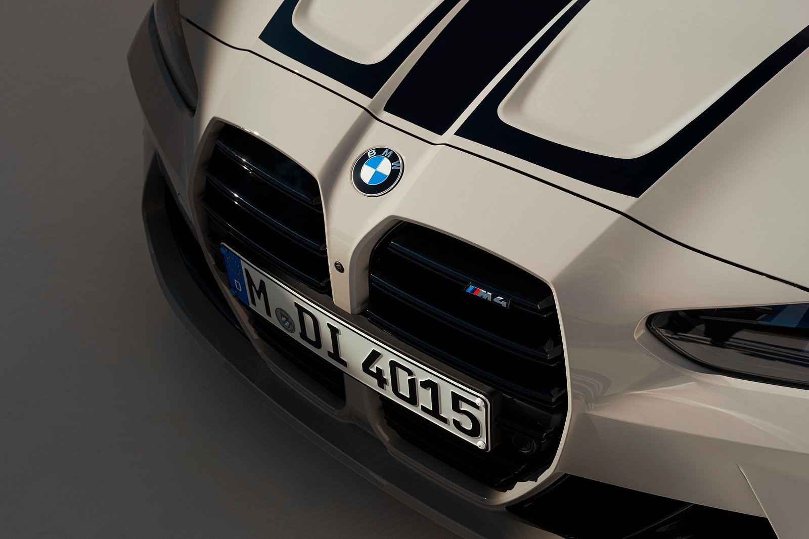 2025 BMW M4 Coupe Exterior Photo