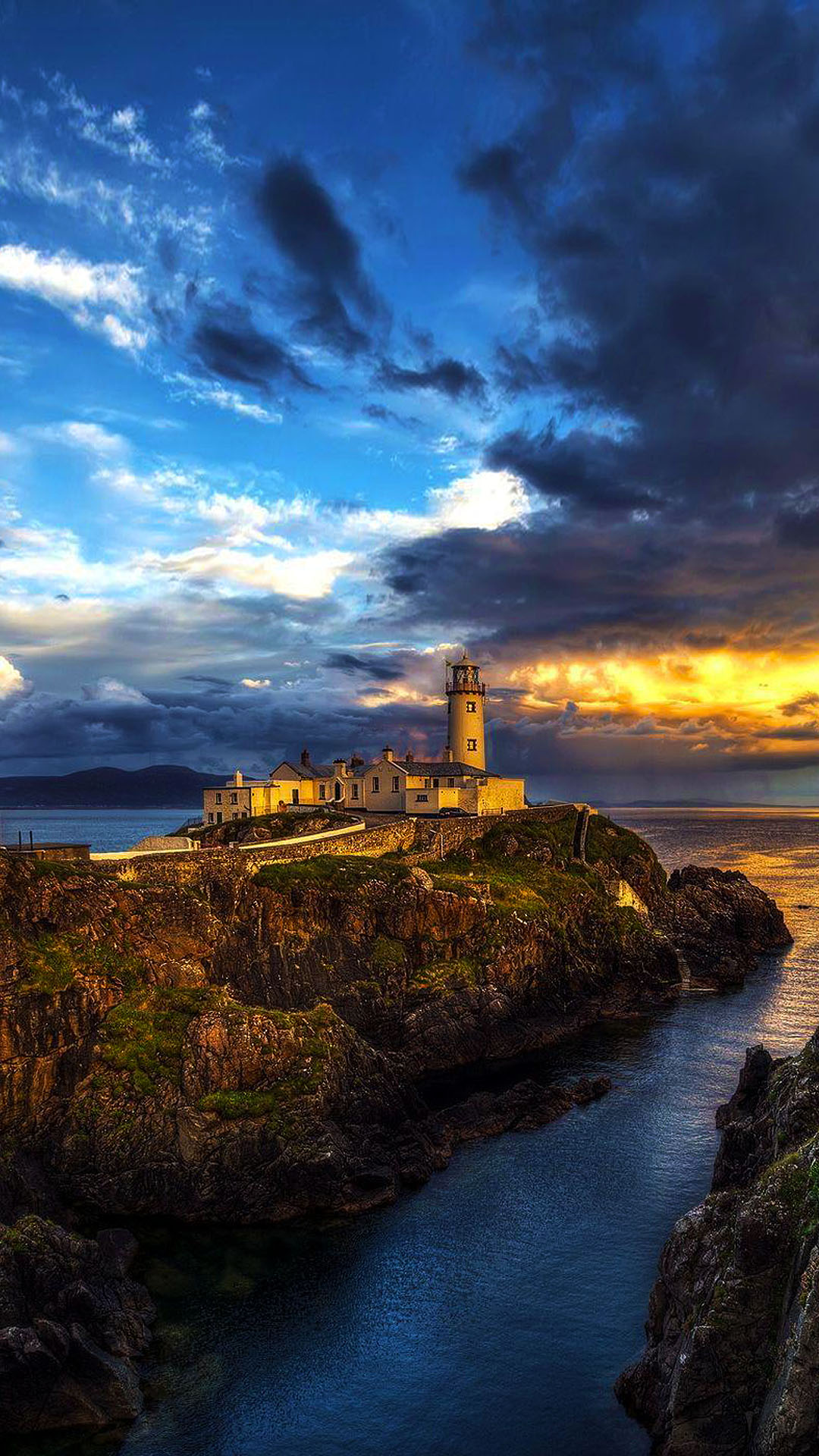 Ireland Landscape Mobile Phone