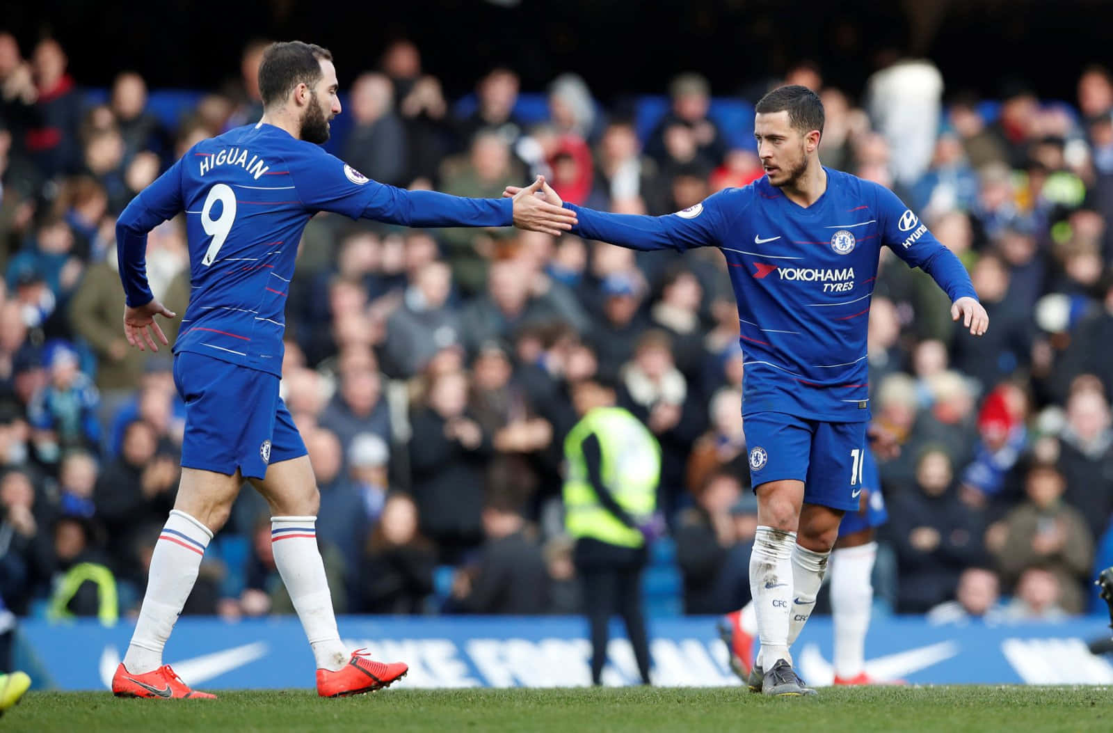 Download Gonzalo Higuain Handshake Eden