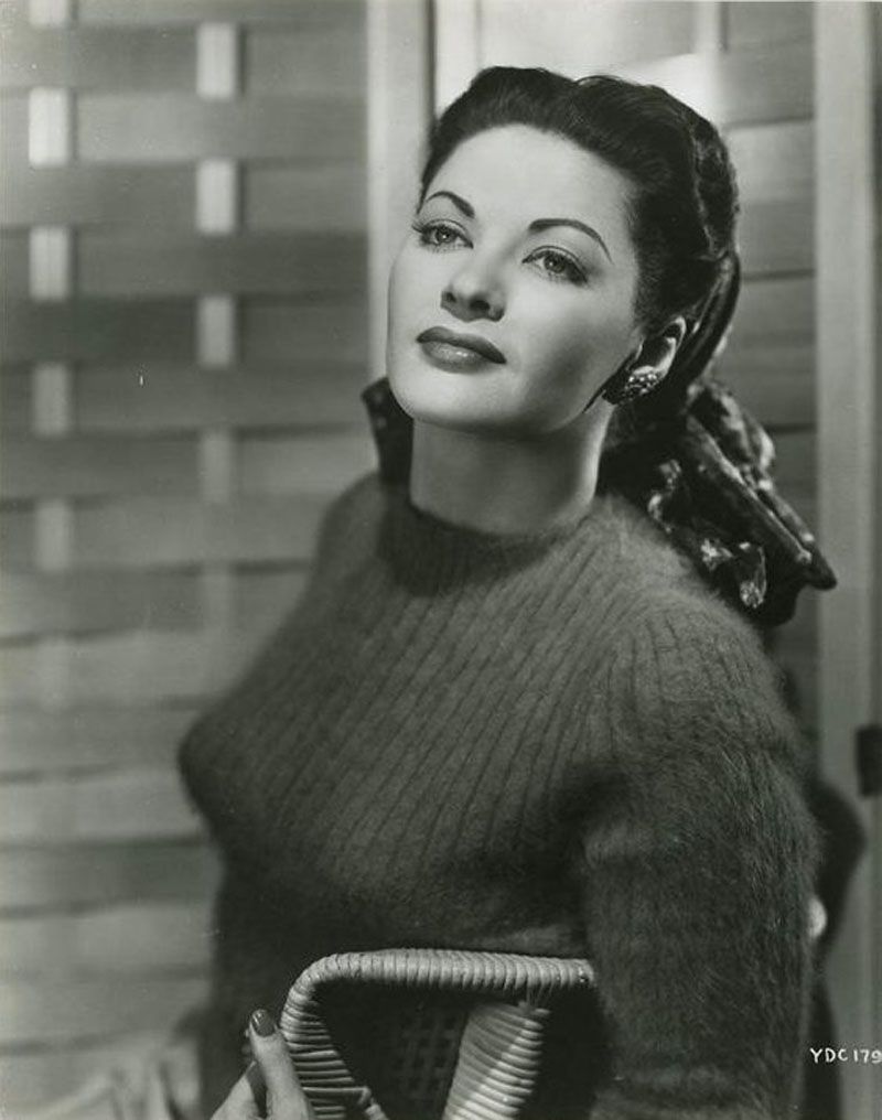Yvonne DeCarlo. Yvonne de carlo