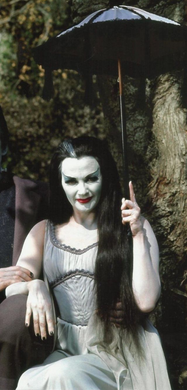 Photos of Yvonne De Carlo as Lily Munster